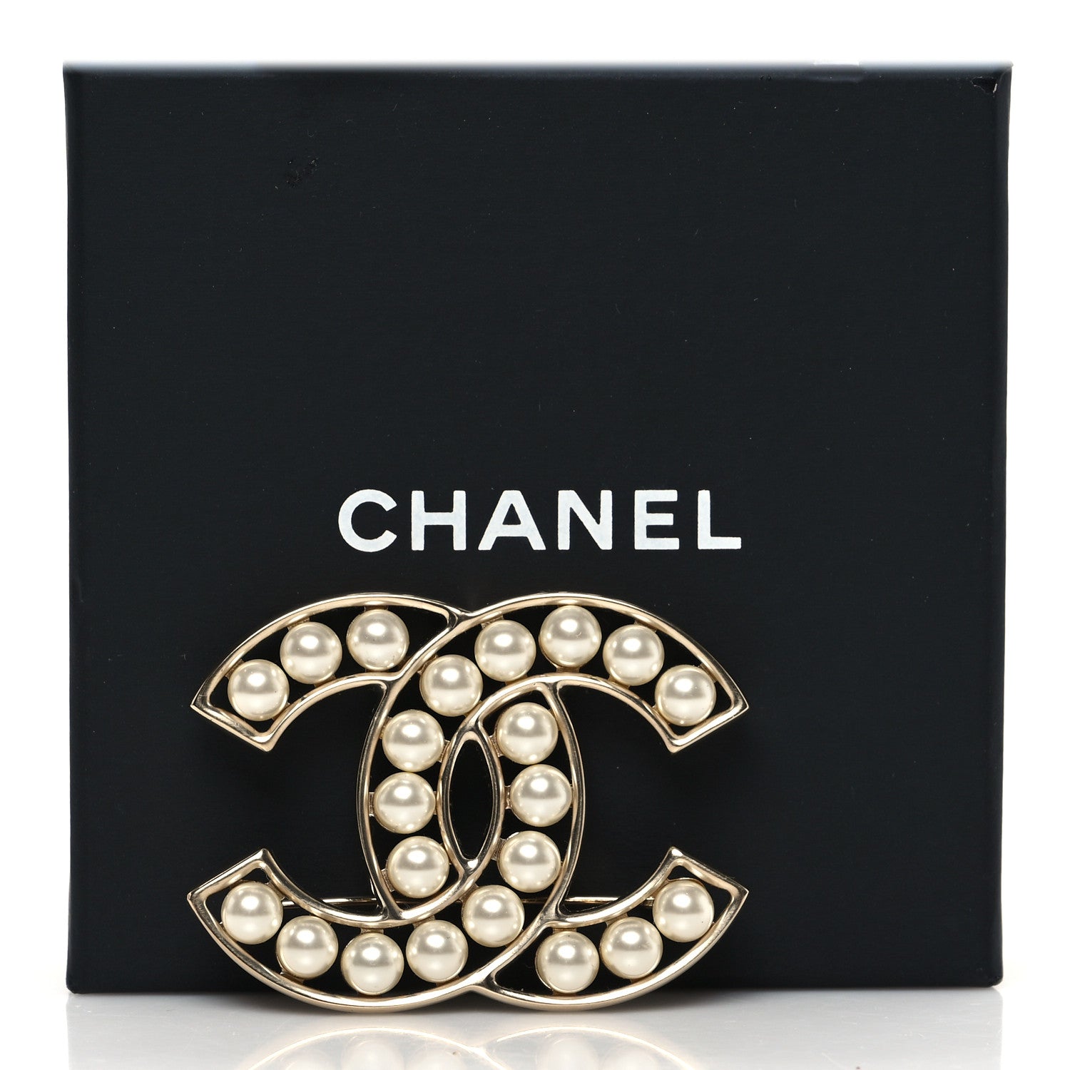 Chanel Pearl CC Brooch Light Gold 4 of 4
