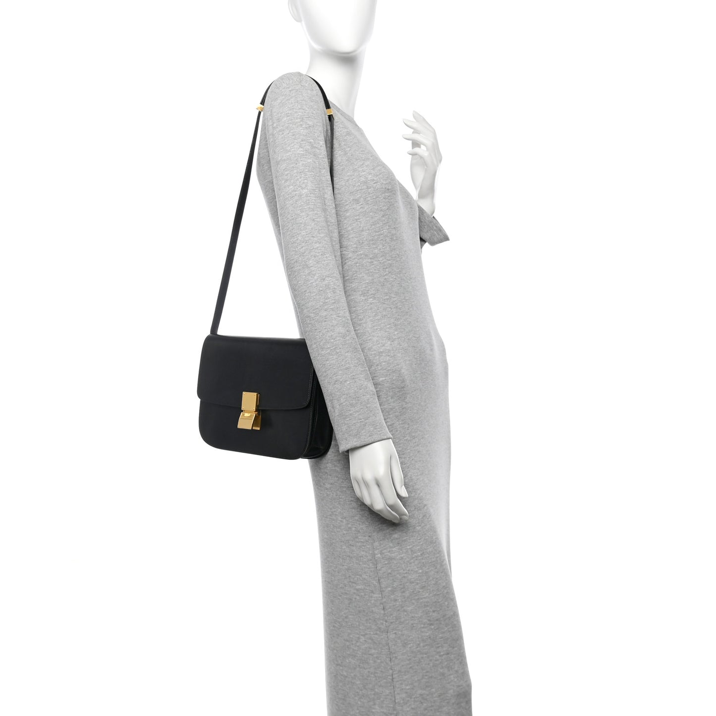 Box Calfskin Medium Classic Box Flap Bag Black
