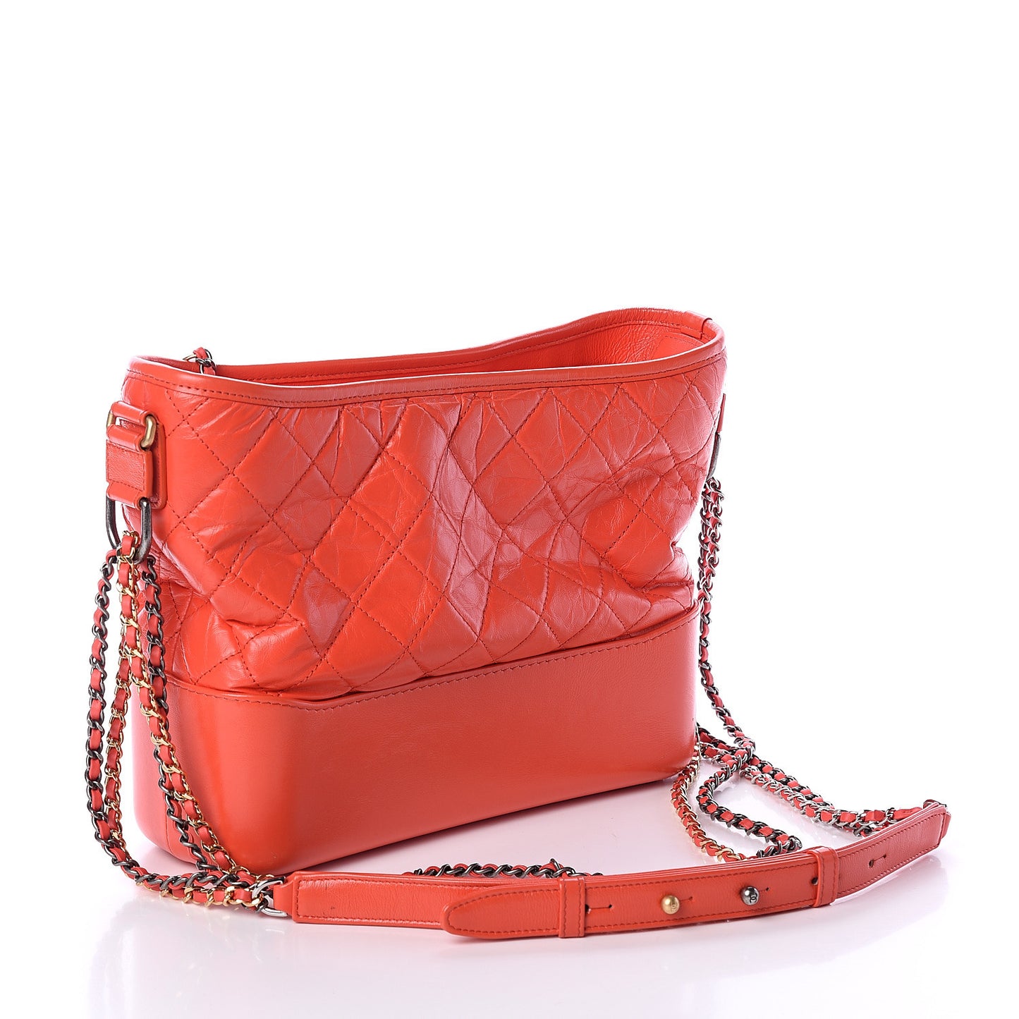 Aged Calfskin Quilted Medium Gabrielle Hobo Red