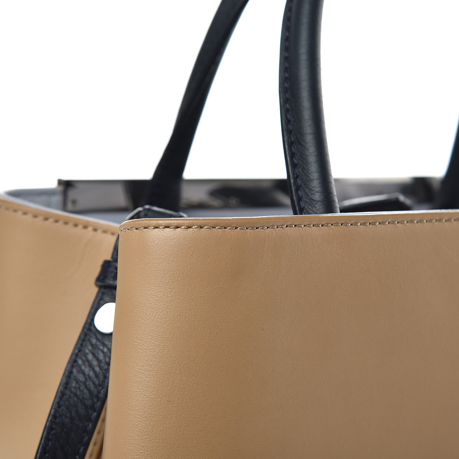 Fendi Vitello Baltico Hypnoteyes Studded Petite 2Jours Tote Cuoio 10 of 10