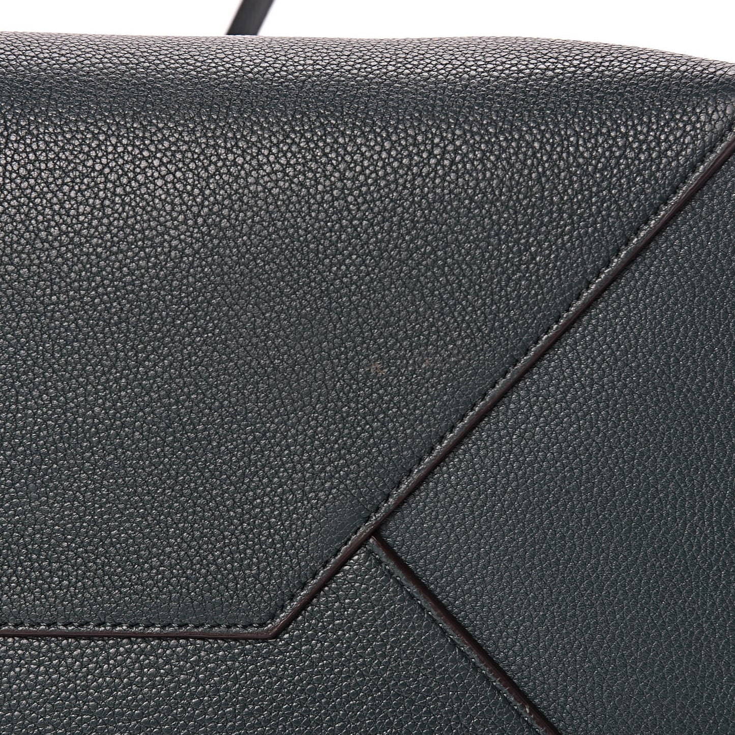 Soft Grained Calfskin Small Belt Cabas Phantom Amazone