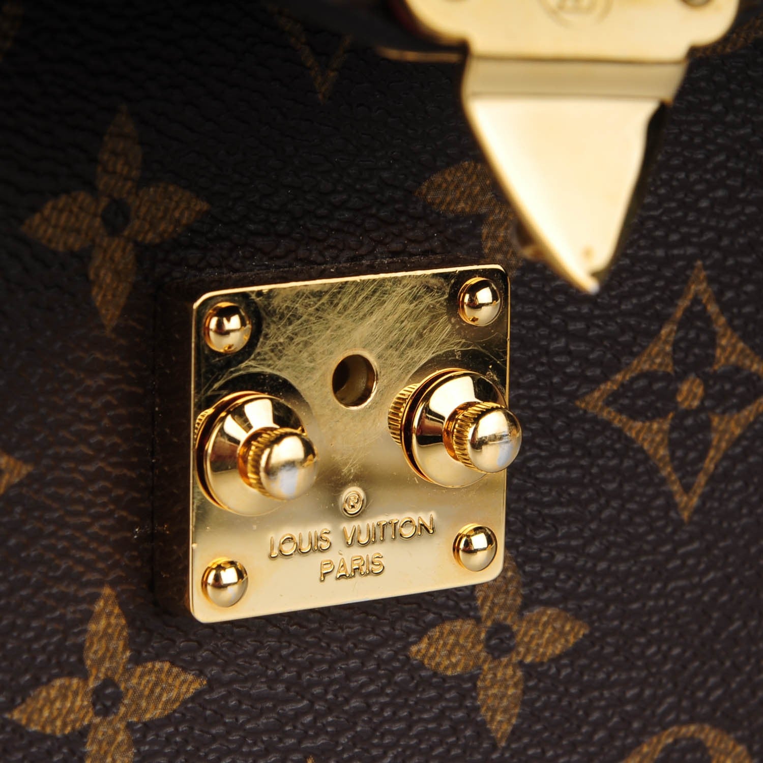 Louis Vuitton Monogram Pochette Metis 9 of 11
