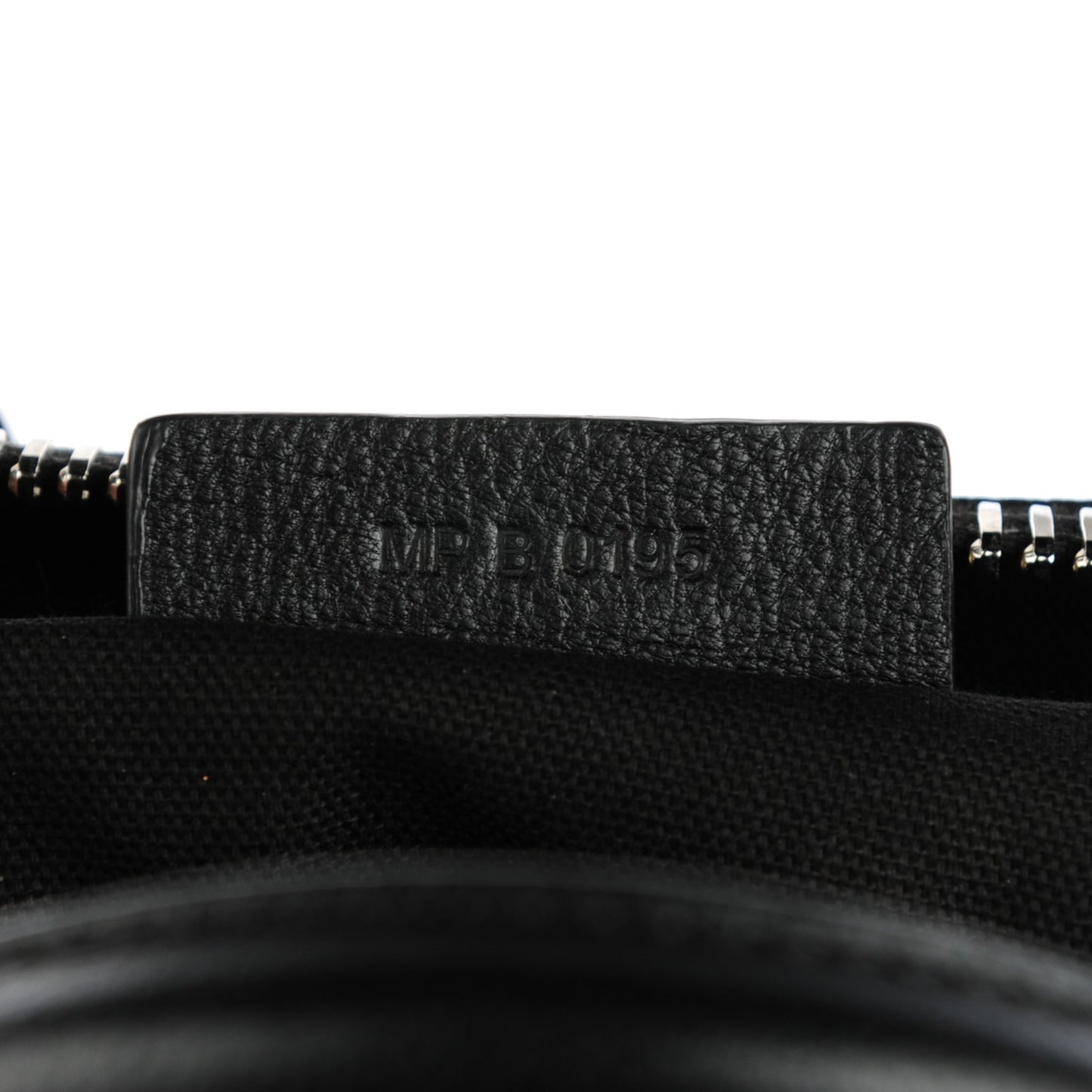 Sugar Goatskin Medium Antigona Black