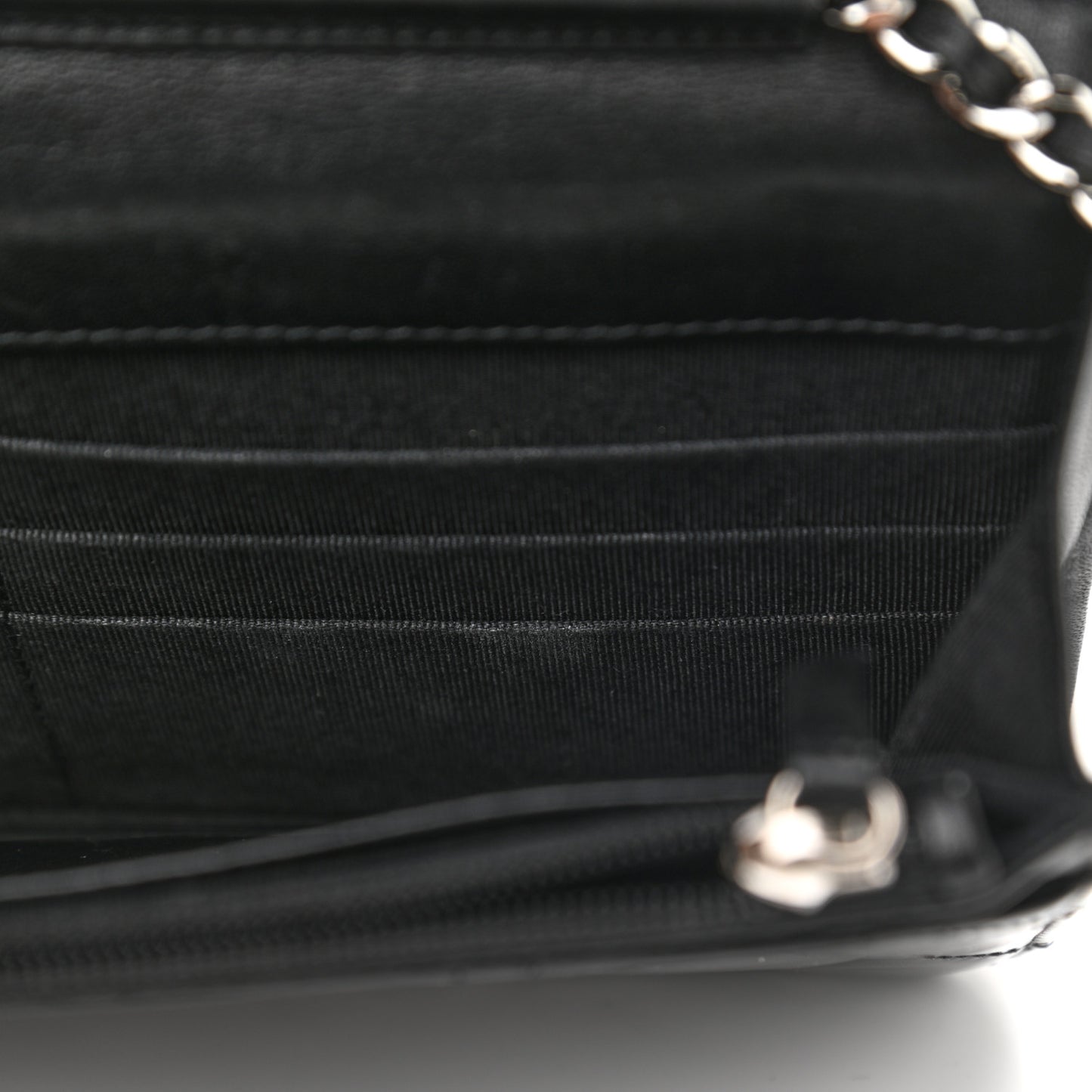 Patent Quilted Wallet On Chain WOC Black