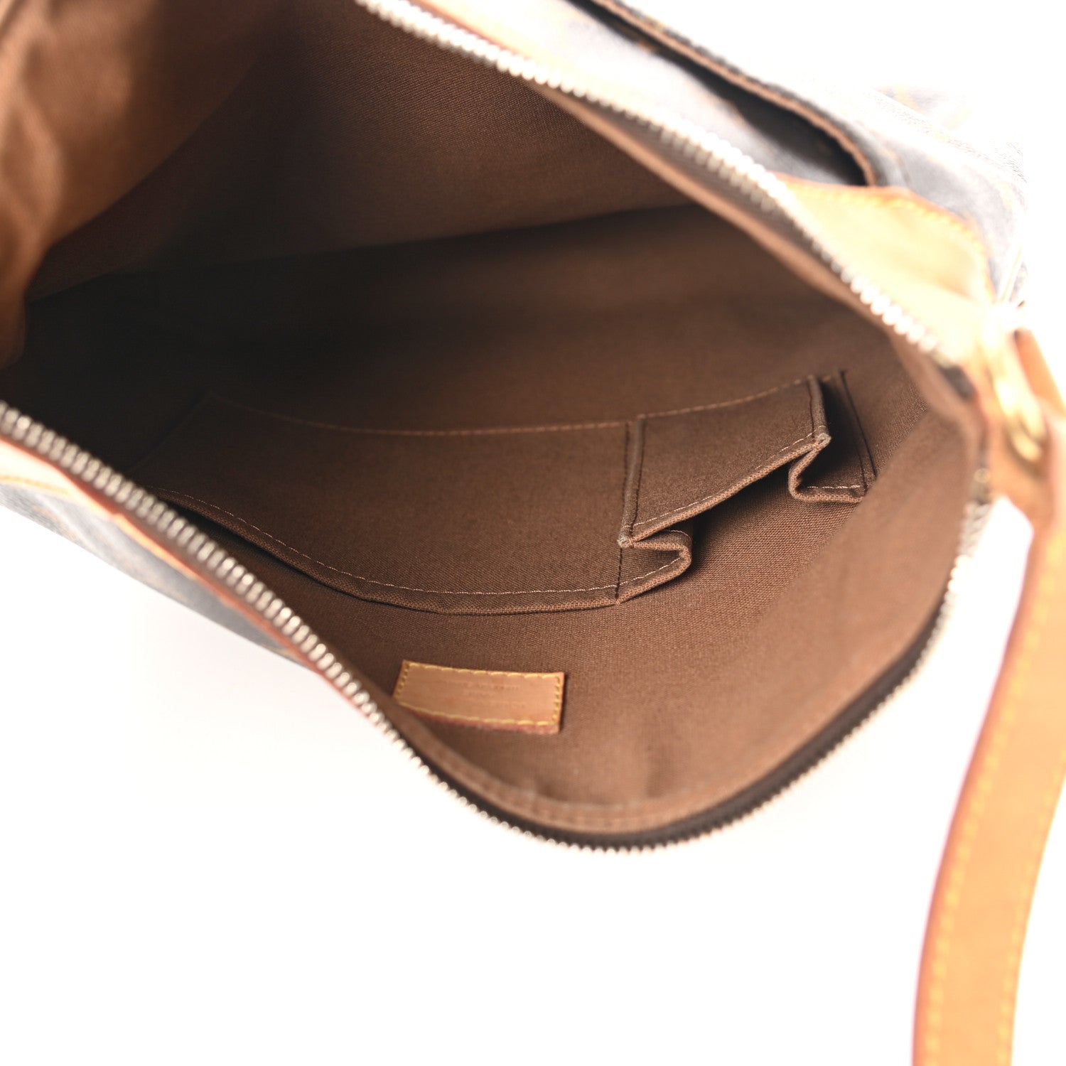 Louis Vuitton Monogram Odeon MM 5 of 13