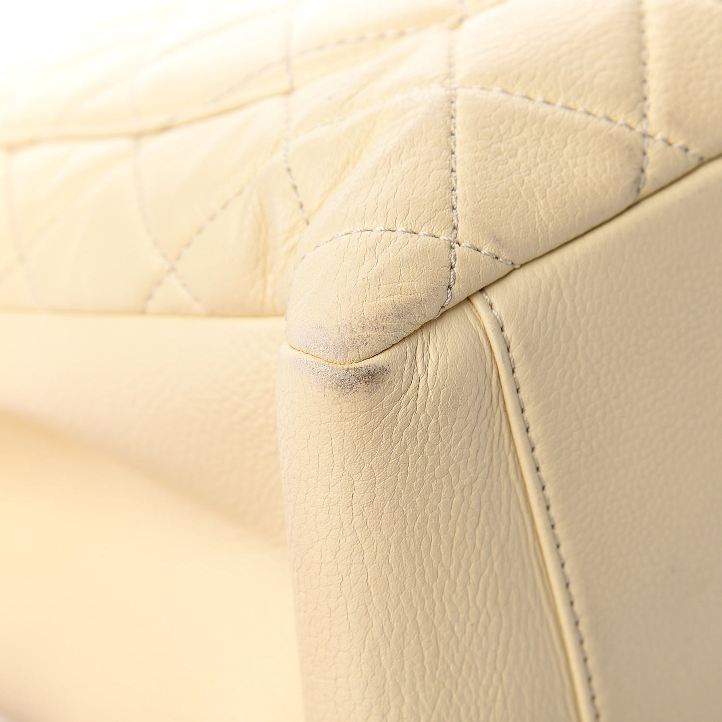 Caviar Quilted Grand Shopping Tote GST Beige Clair