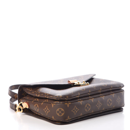 Louis Vuitton Monogram Pochette Metis 4 of 9