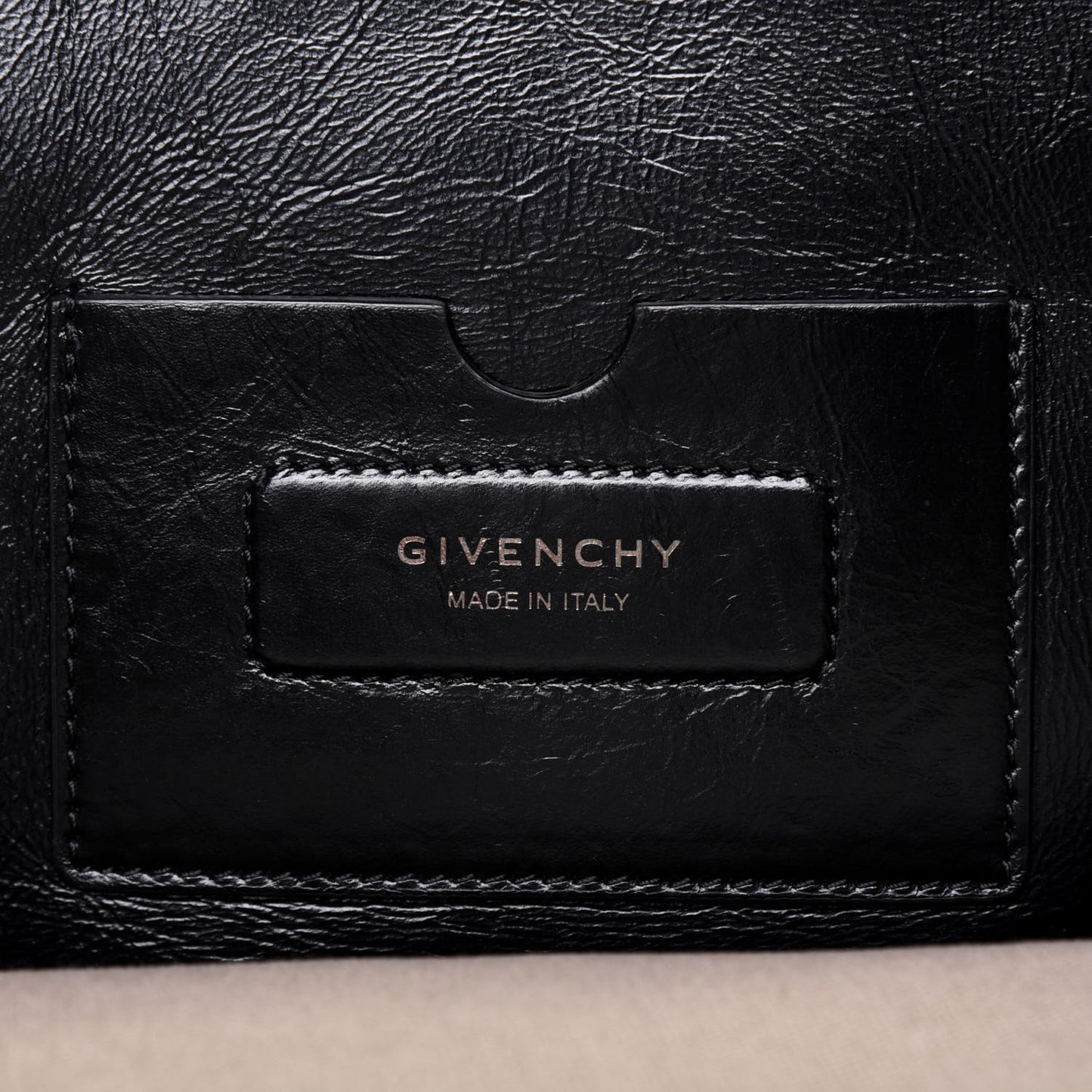 Smooth Calfskin Medium Studded Soft Antigona Black