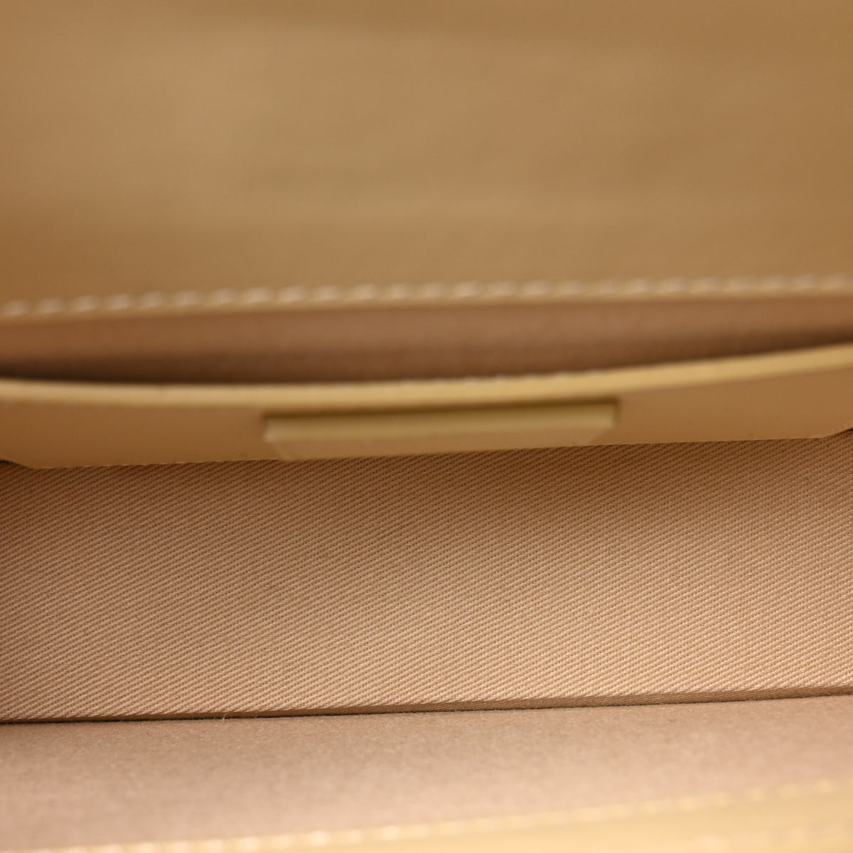 Jacquemus Smooth Calfskin Le Bambino Long Ivory 5 of 9