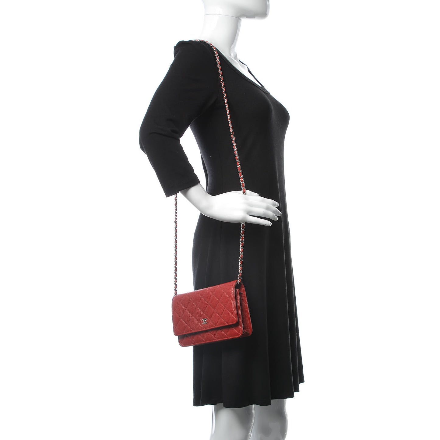Caviar Quilted Wallet on Chain WOC Red