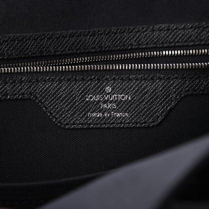 Louis Vuitton Taiga Alexei Messenger Ardoise 6 of 10
