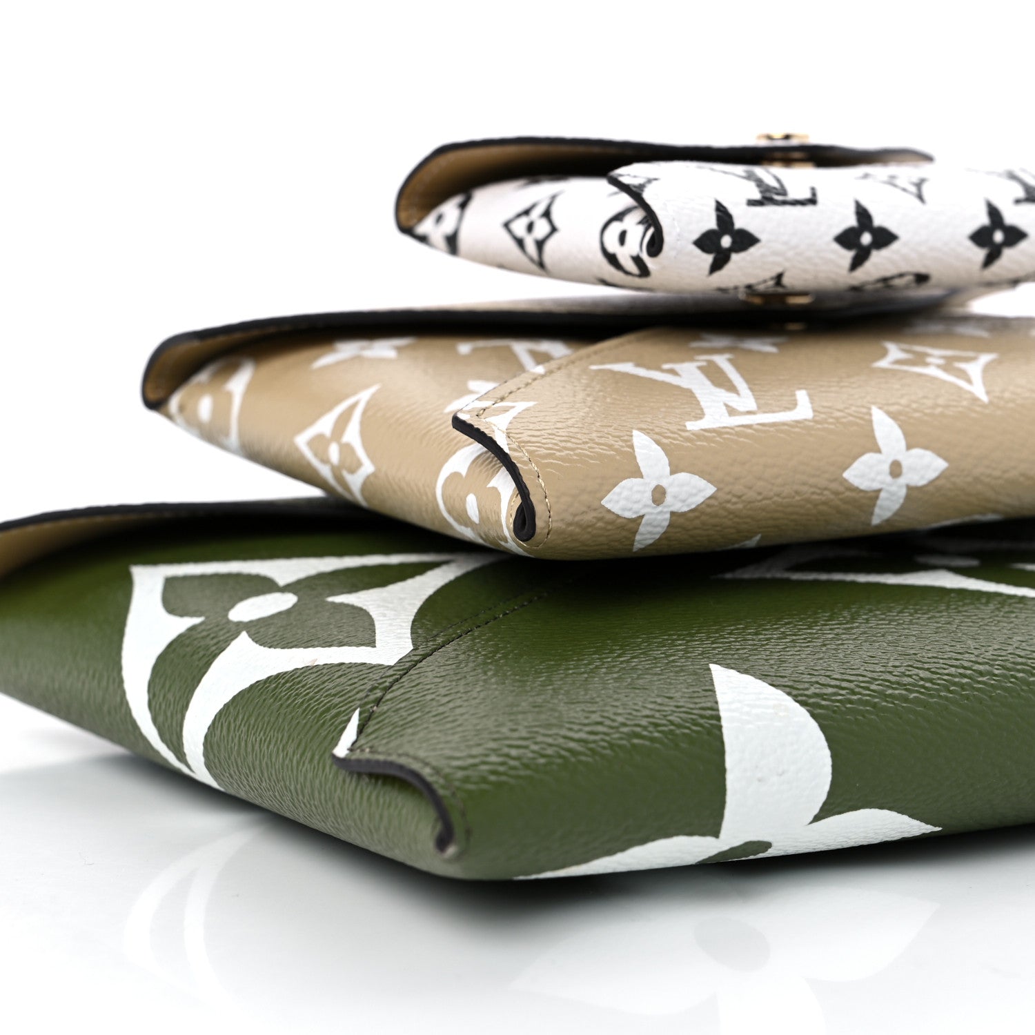 Louis Vuitton Monogram Giant Kirigami Pochette Set 9 of 10