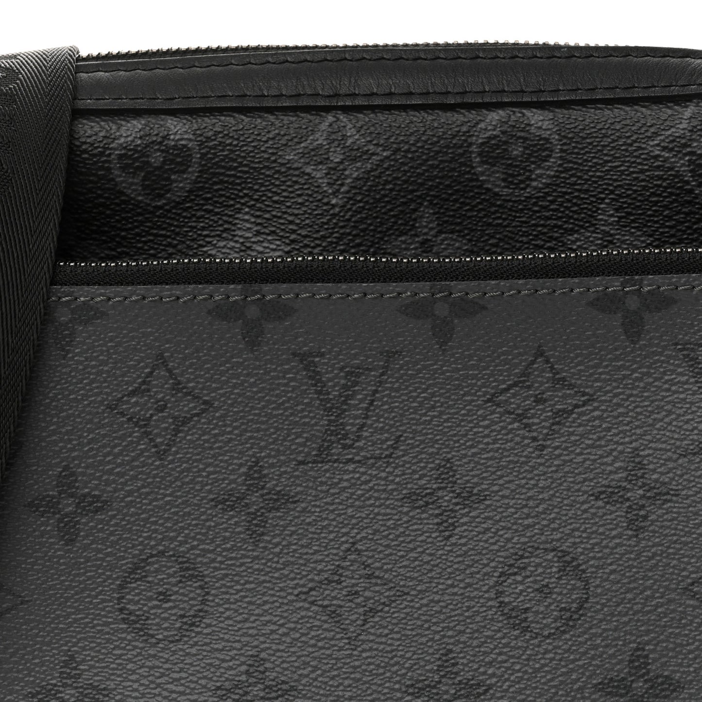 Reverse Monogram Eclipse Trio Messenger