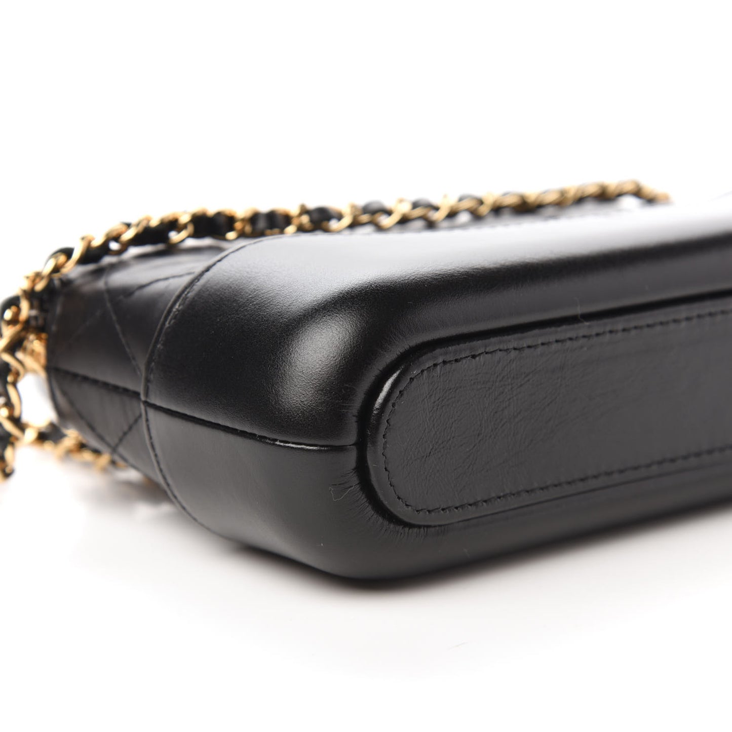 Aged Calfskin Quilted Small Gabrielle Clutch With Chain Black