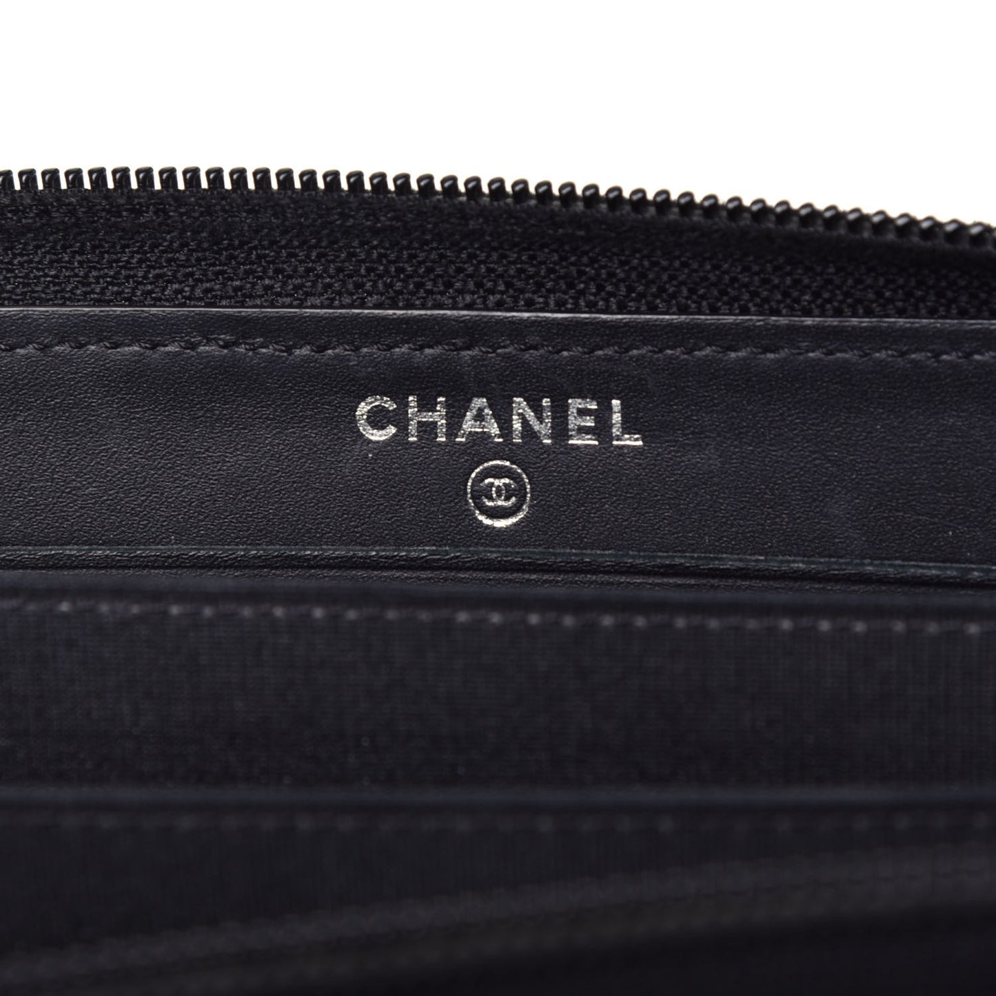 Caviar Quilted Small Boy Zip Around Wallet Black