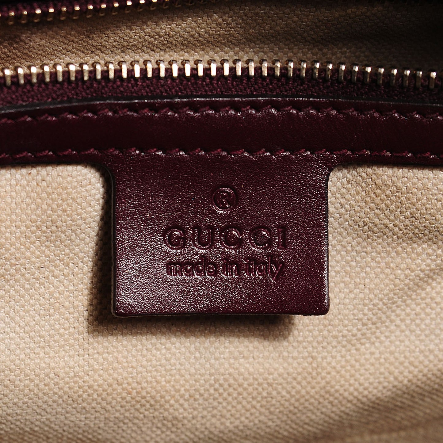 Imprime Monogram Medium Joy Boston Bordeaux