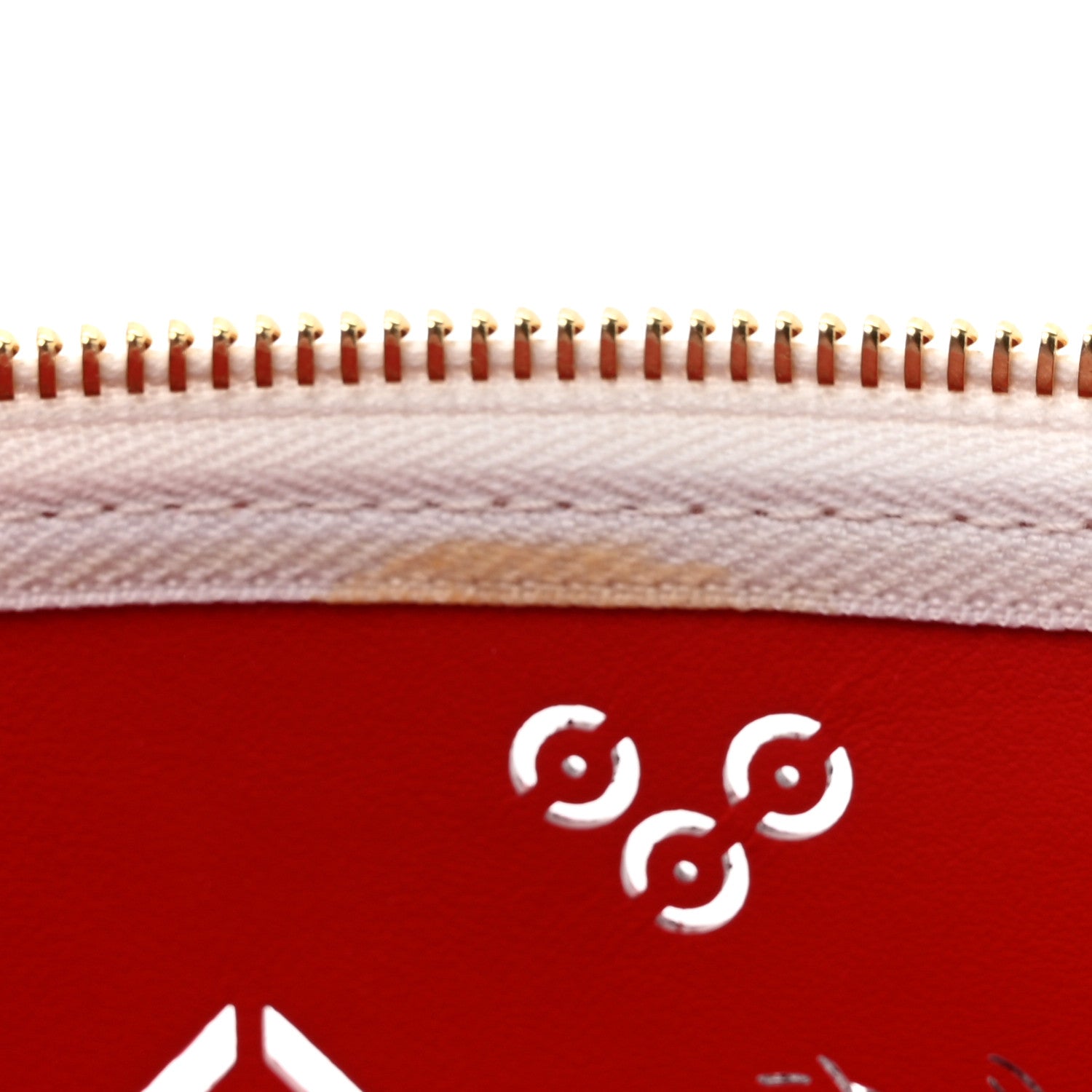 Christian Louboutin Calfskin Empire Loubinthesky Loubila Chain Clutch Bianco Loubi 11 of 13