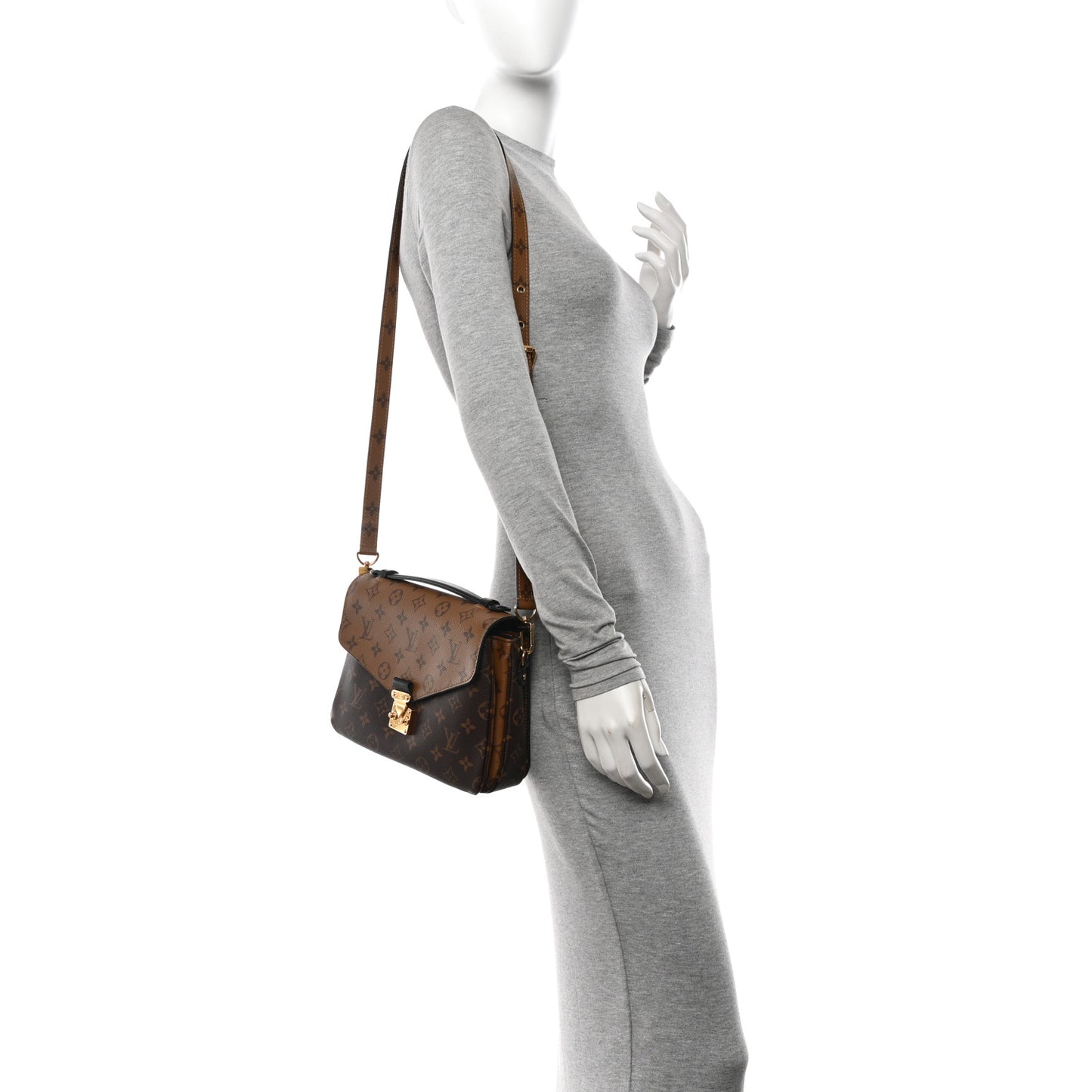 Reverse Monogram Pochette Metis