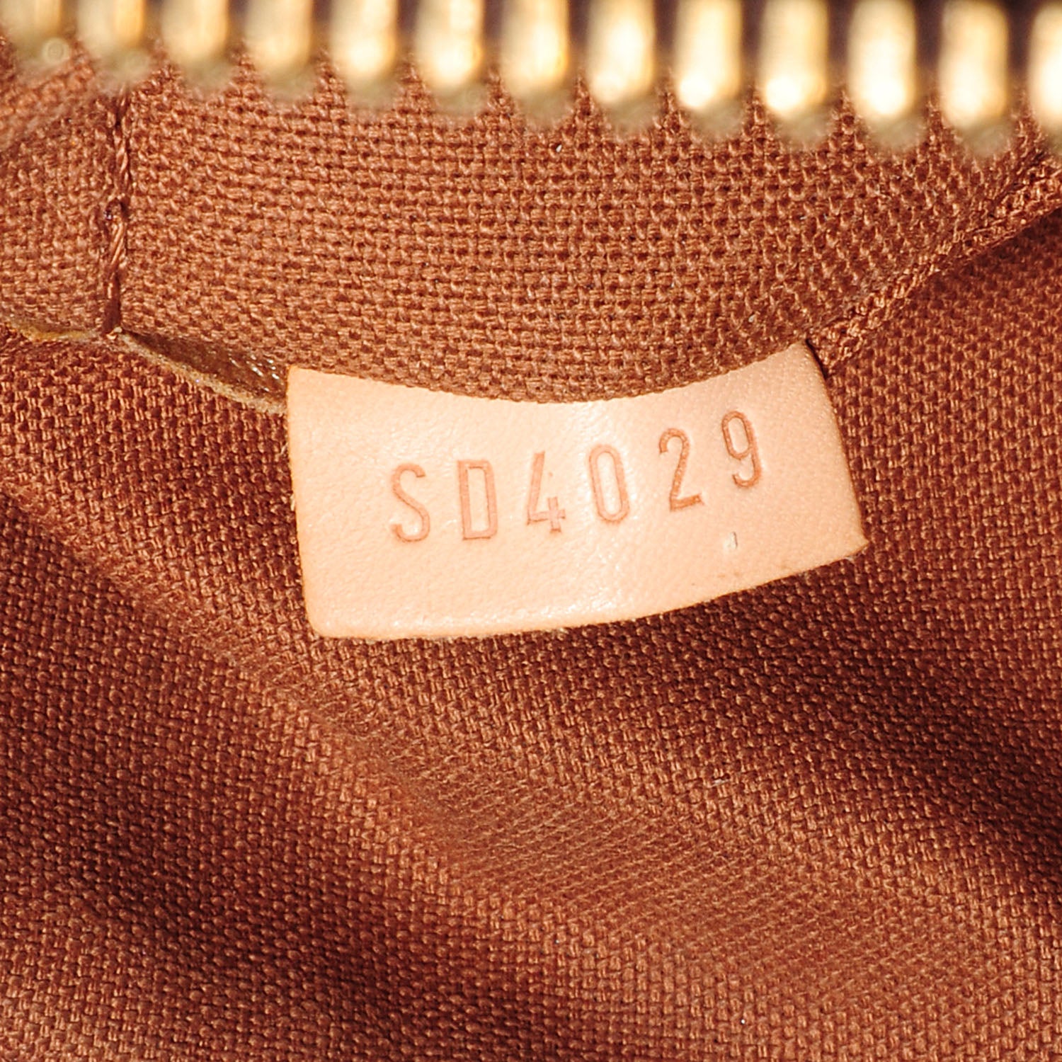 Louis Vuitton Monogram Tivoli GM 7 of 7