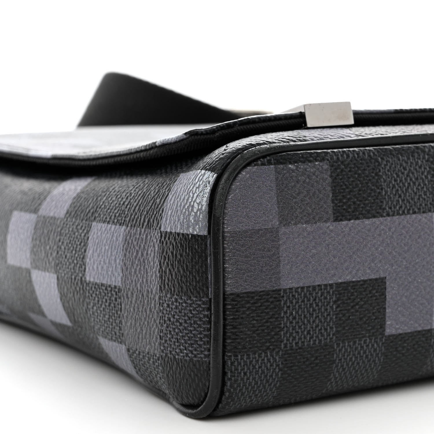 Louis Vuitton Damier Graphite Pixel District PM Gris 9 of 10