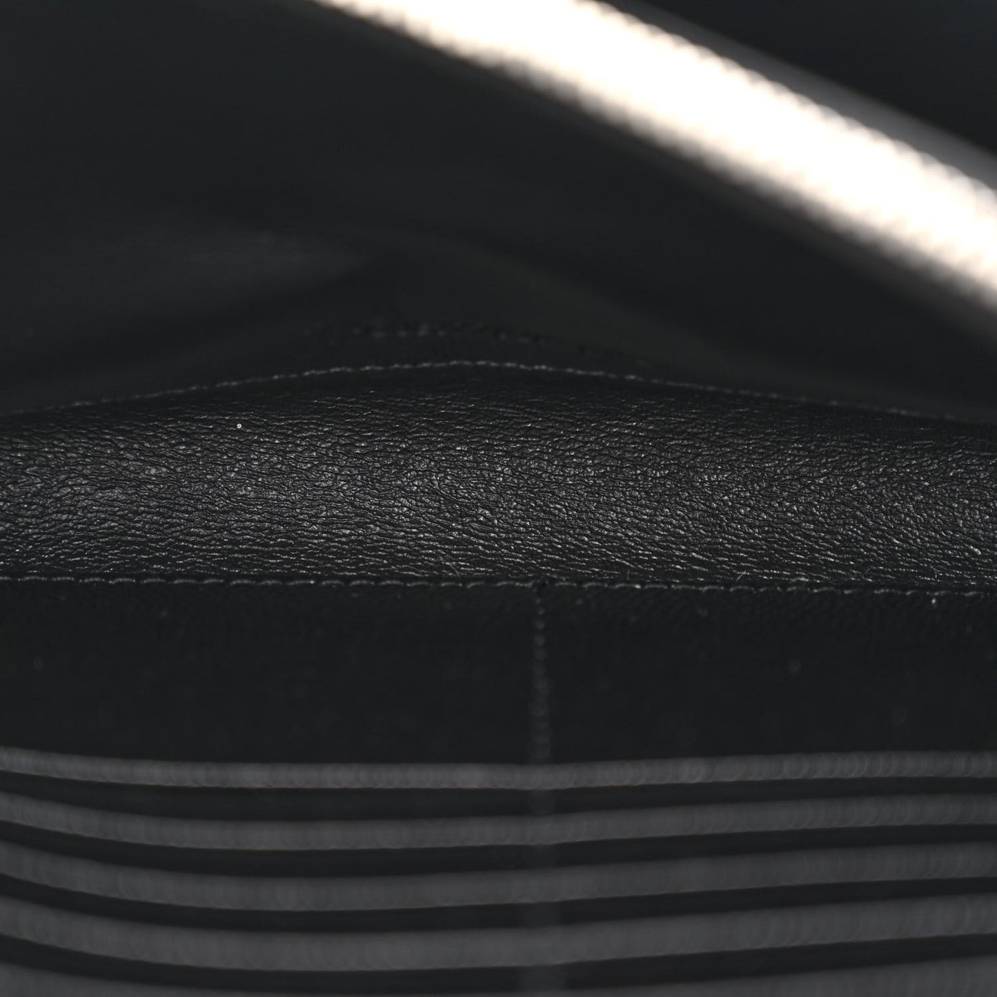 Grain De Poudre Matelasse Chevron Monogram Chain Wallet Black