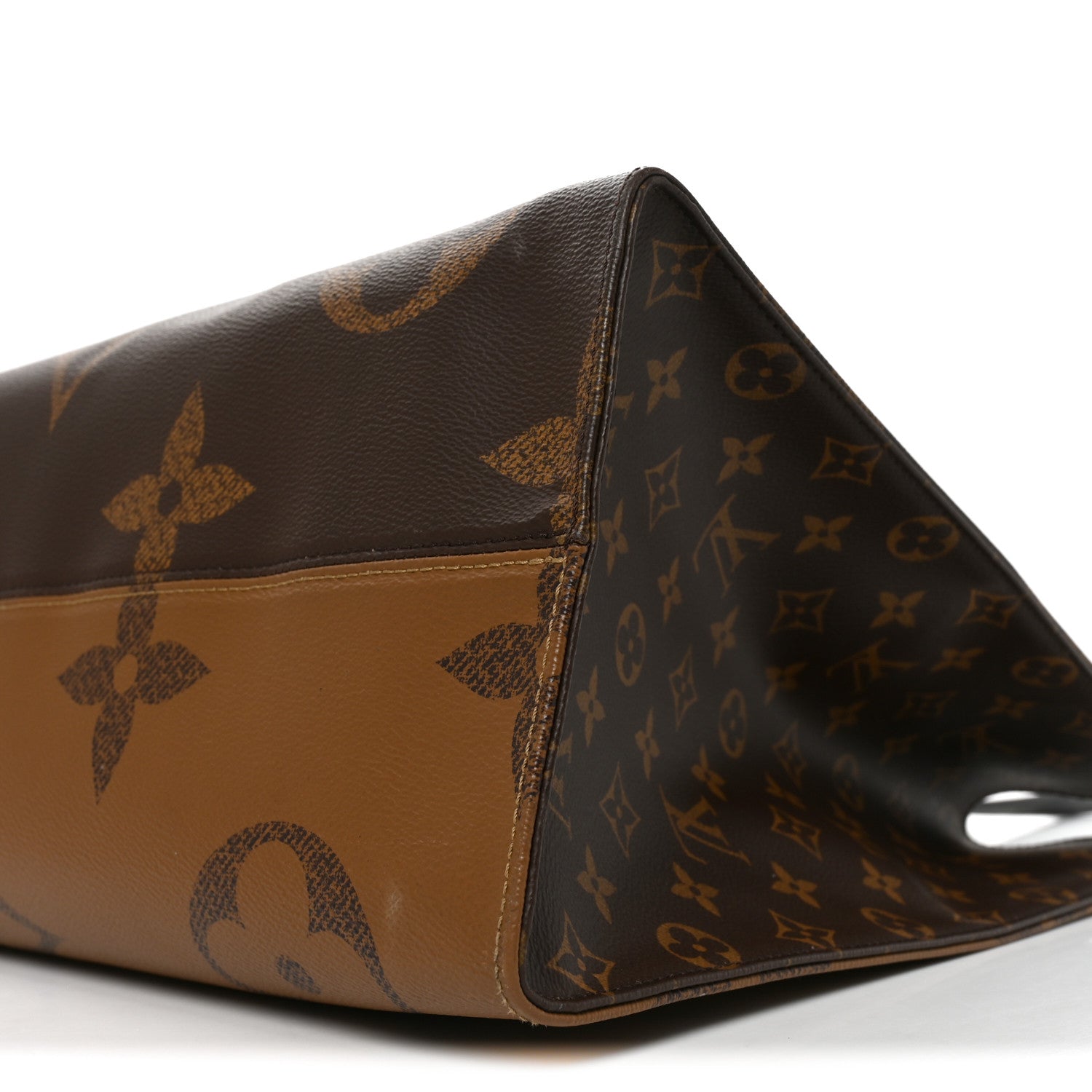 Louis Vuitton Reverse Monogram Giant Onthego GM 9 of 12