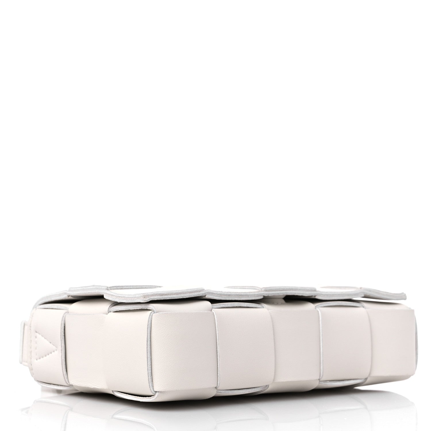Bottega Veneta Lambskin Maxi Intrecciato Small Cassette Crossbody Bag White 3 of 7