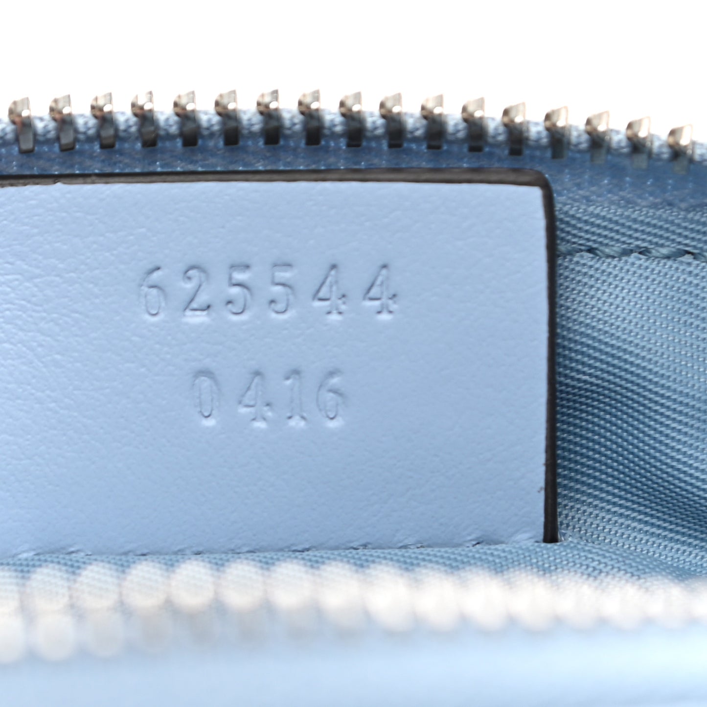 Calfskin Matelasse GG Marmont Pouch Cosmetic Case Porcelain Light Blue