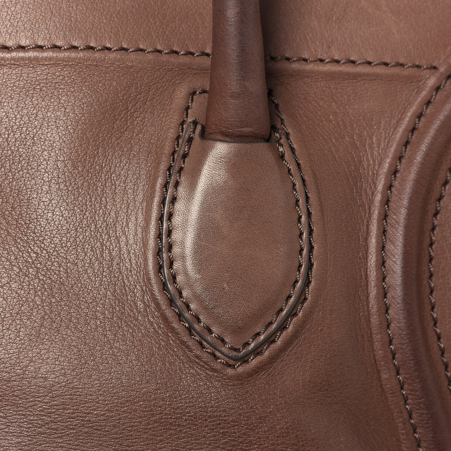 Supple Calfskin Medium Phantom Luggage Taupe