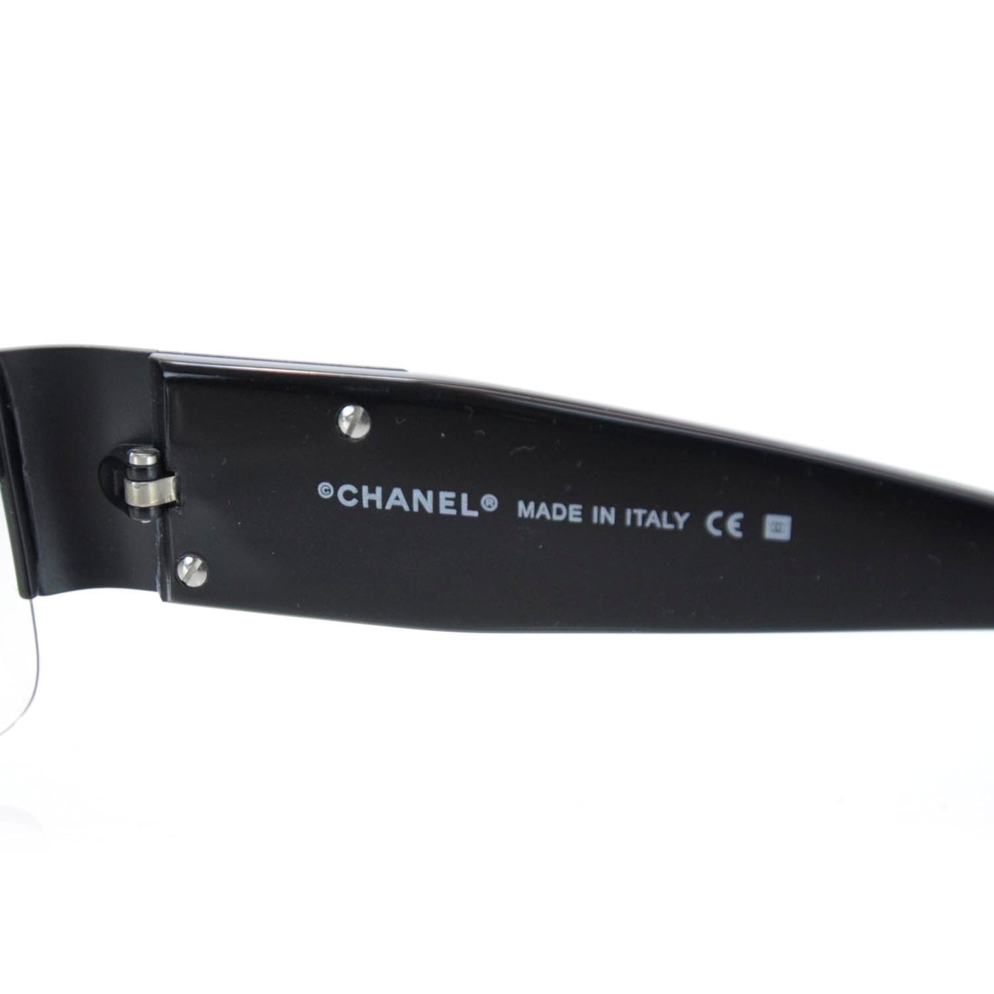 Crystal CC Logo Sunglasses 4117 B Black