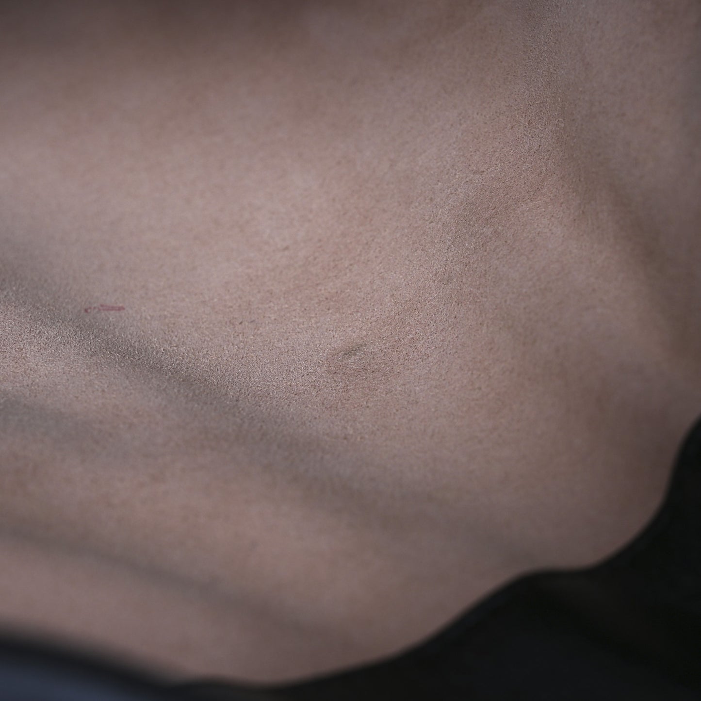 Calfskin Maxi Rajah Chain Tote Black