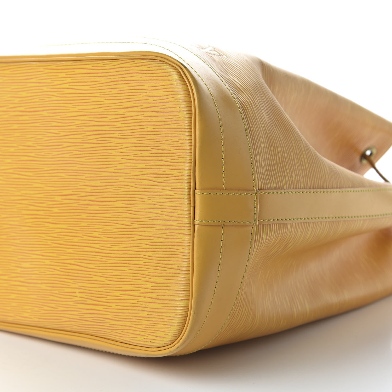 Louis Vuitton Epi Noe Tassil 7 of 9