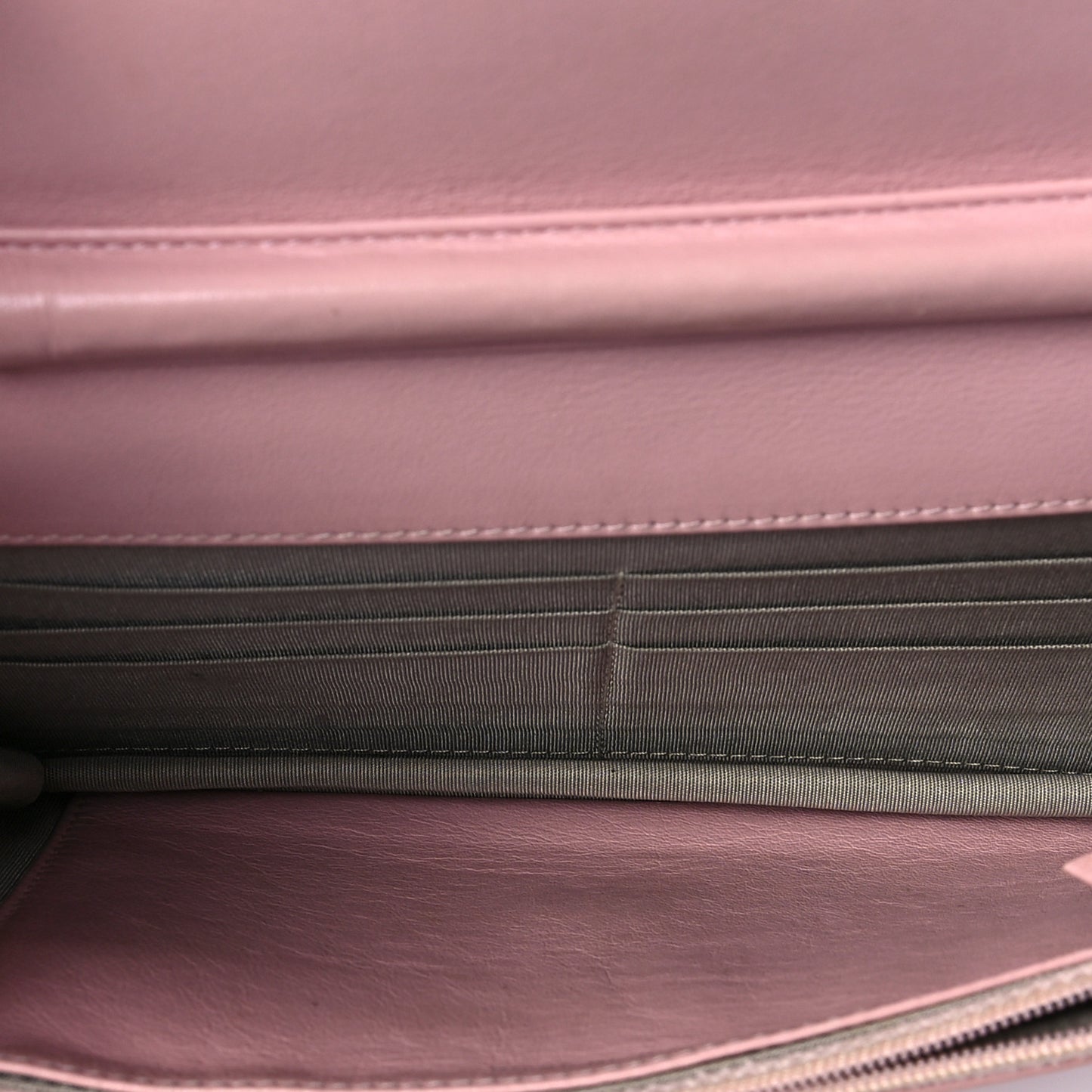 Caviar Timeless CC Wallet On Chain WOC Pink