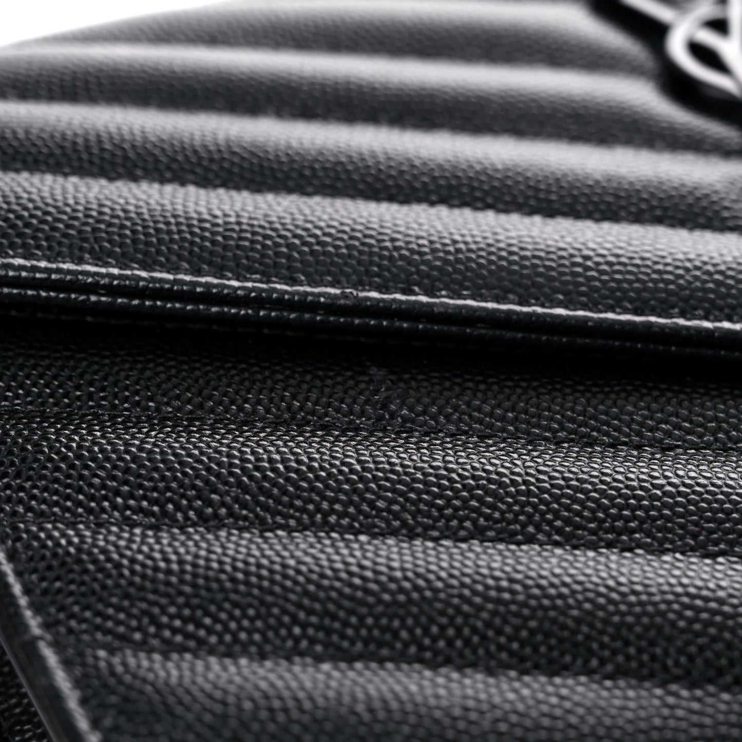 Grain De Poudre Matelasse Chevron Monogram Chain Wallet Black