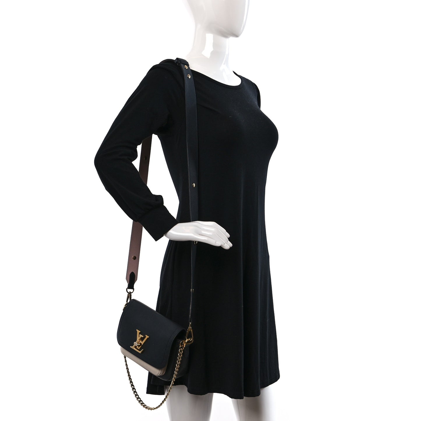 Grained Calfskin Lockme Tender Black