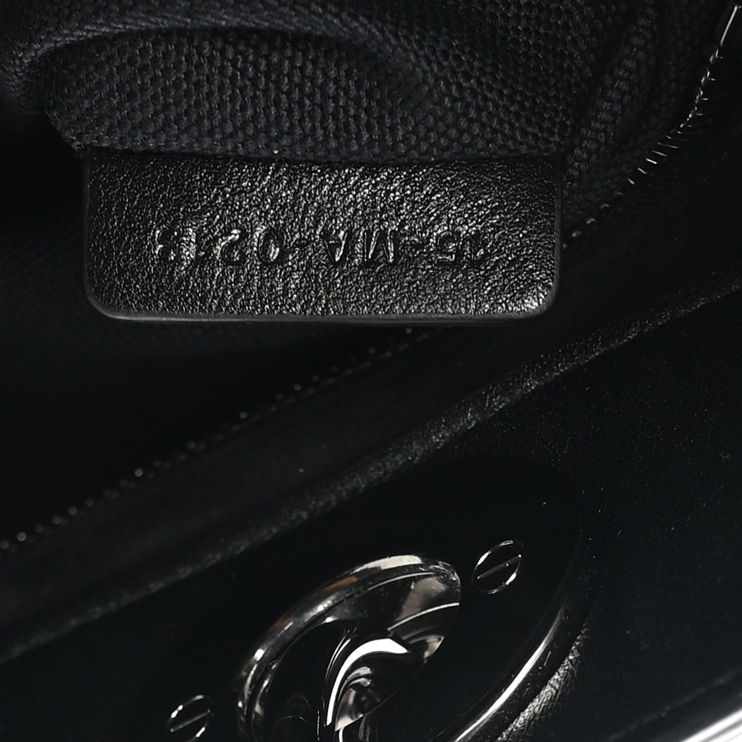 Calfskin Cannage Medium The Lady 95.22 Black
