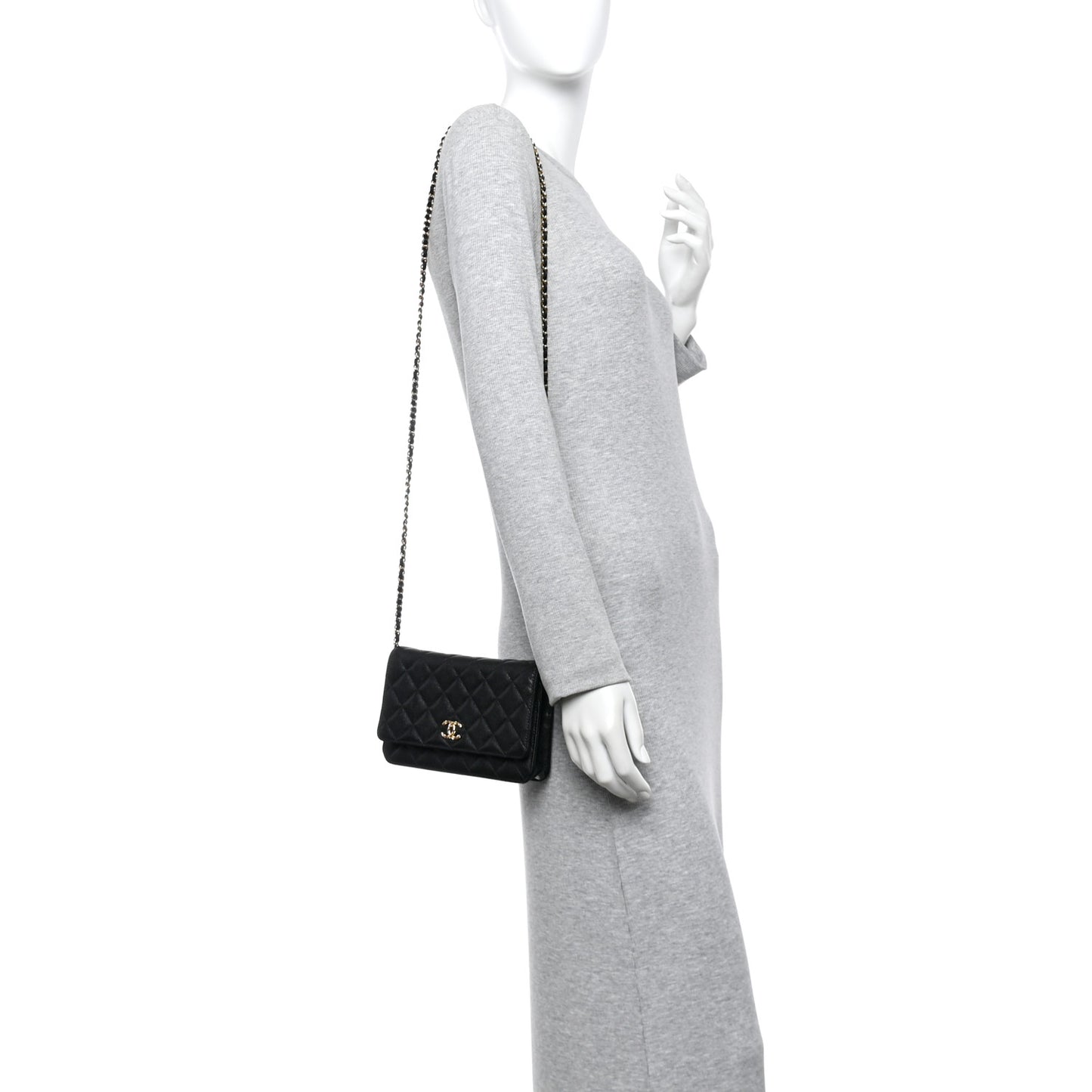 Caviar Quilted Textured CC Wallet On Chain WOC Black