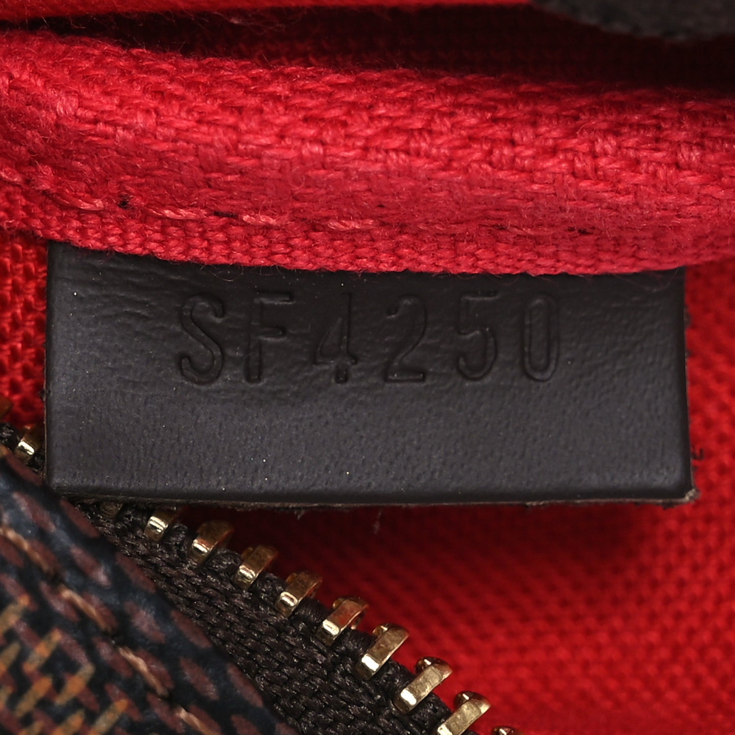 Damier Ebene Mini Pochette Accessories