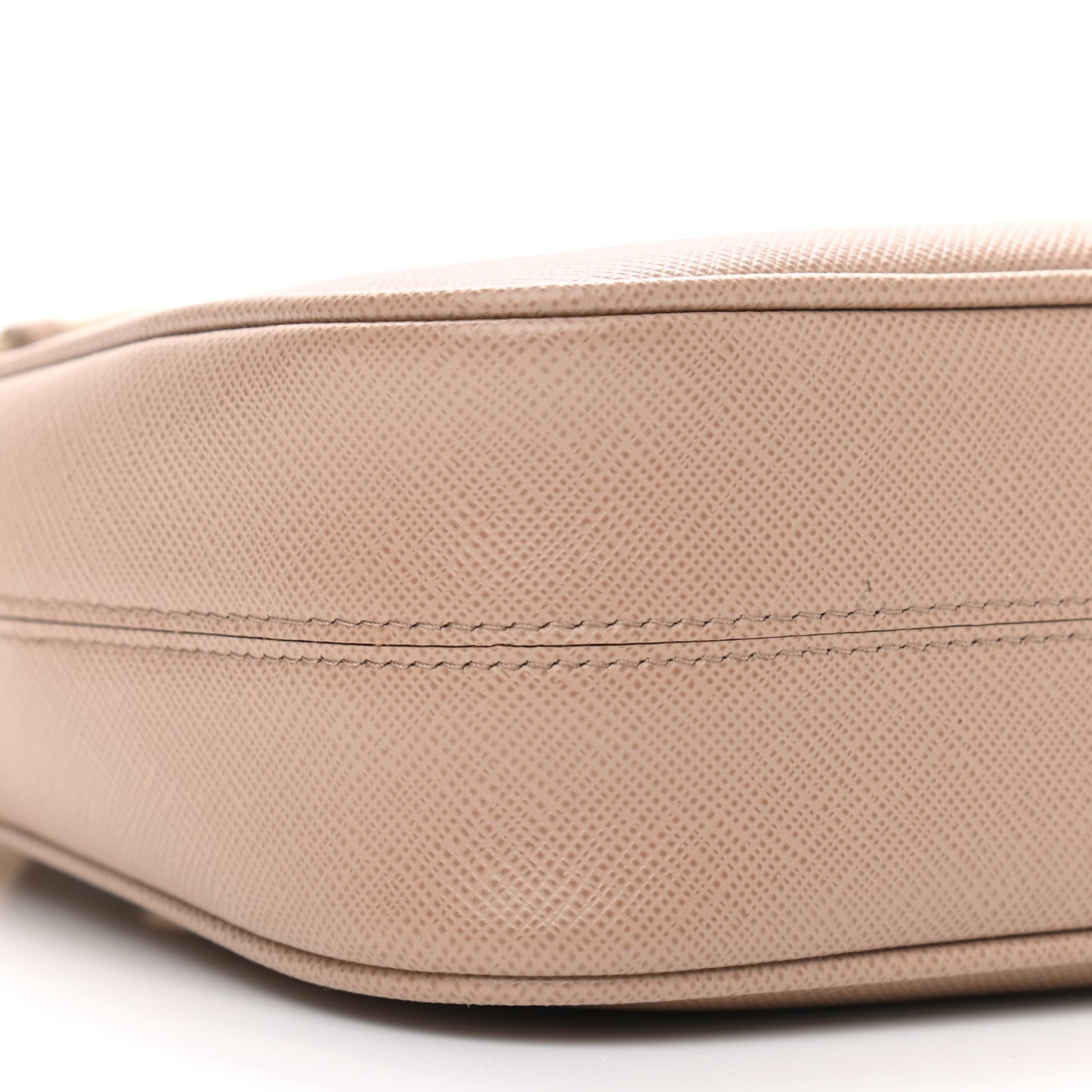 Saffiano Re-Edition 2005 Shoulder Bag Cammeo Beige