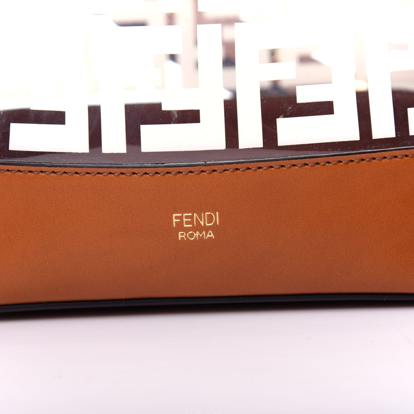 TPU FF Vitello Aura F is Fendi Grande Mon Tresor Bucket Bag White Cuoio