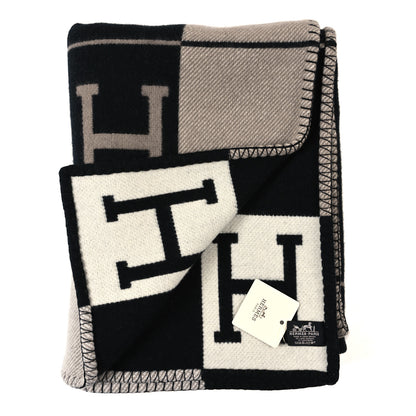 Hermes Wool Cashmere Avalon Blanket Ecru Gris Fonce 2 of 3