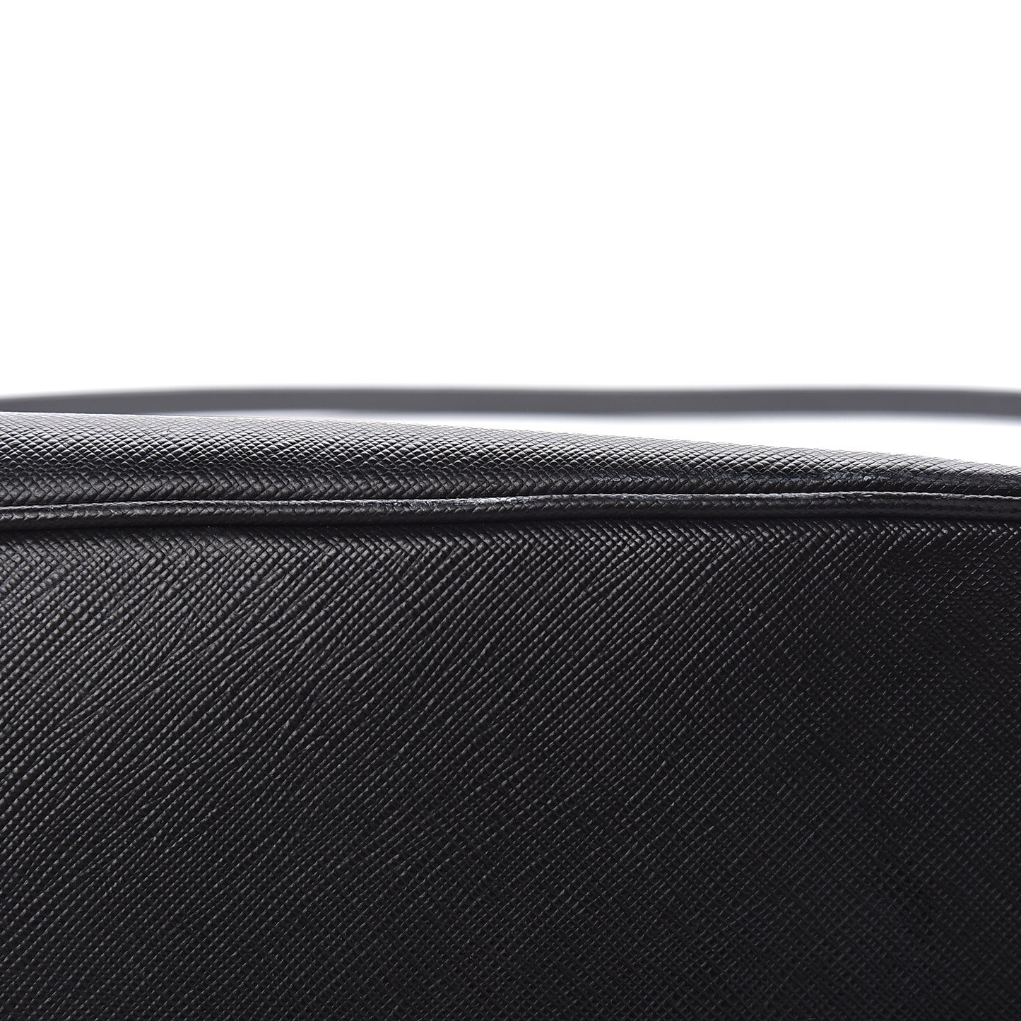 Saffiano Medium Galleria Double Zip Tote Black