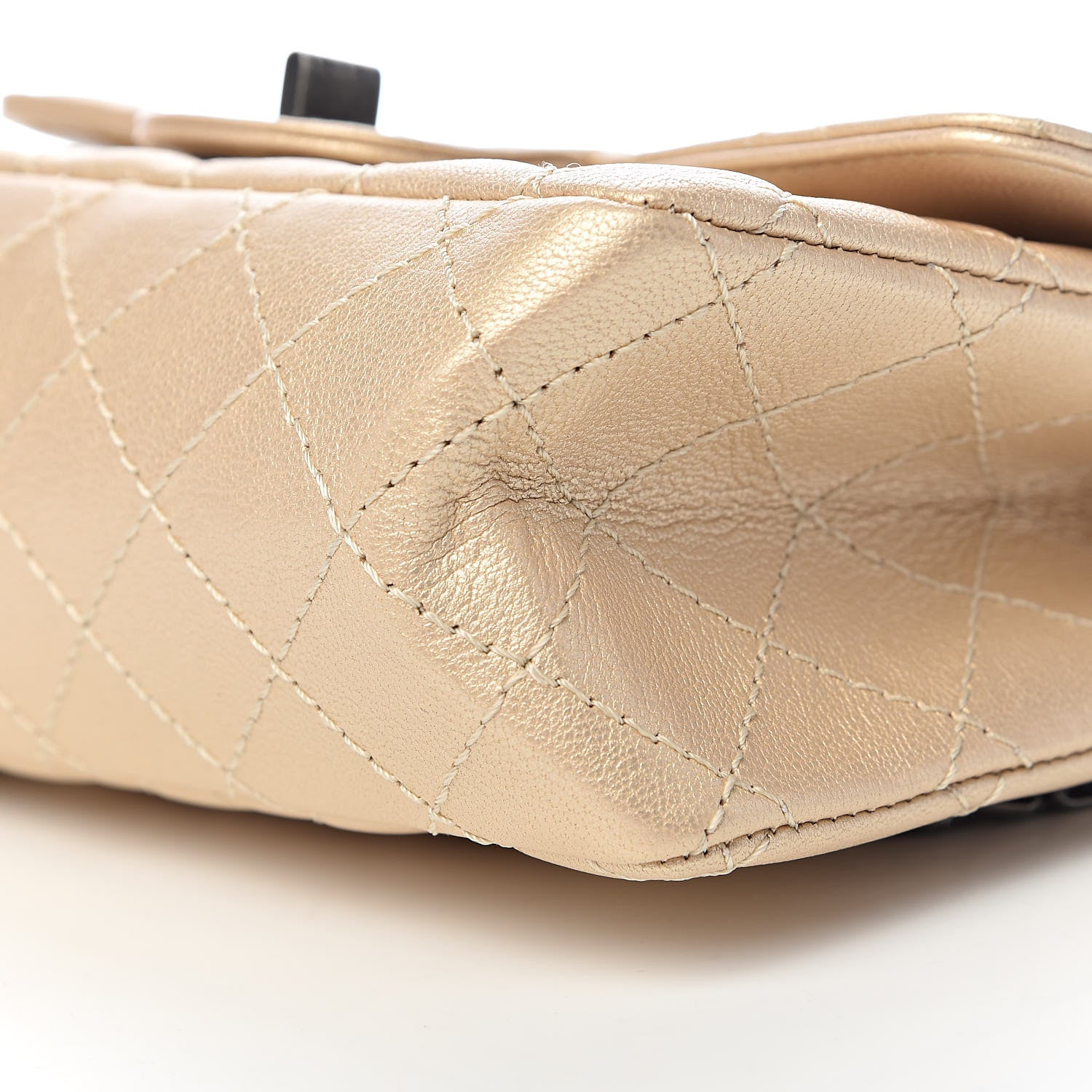 Chanel Metallic Sheepskin Quilted 2.55 Reissue Mini Flap Beige 9 of 11