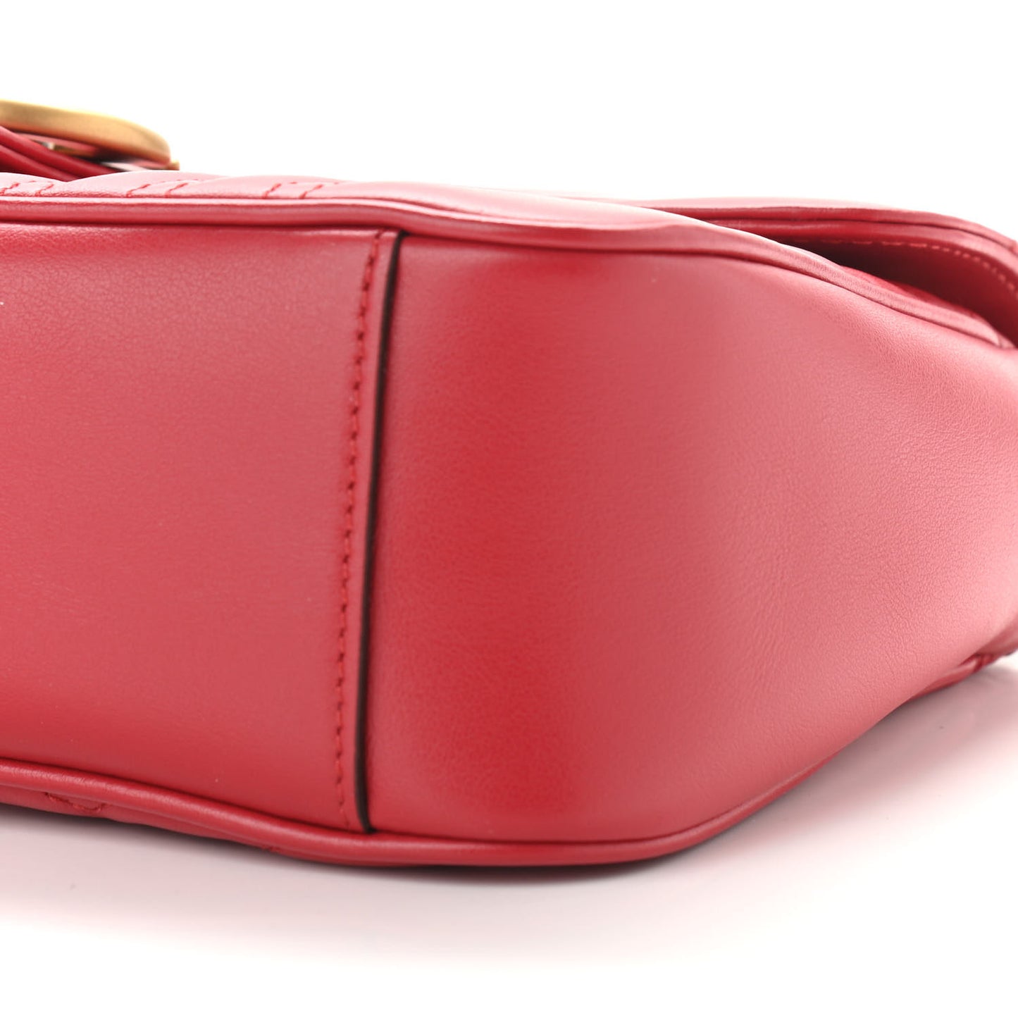 Calfskin Matelasse Small GG Marmont Shoulder Bag Hibiscus Red