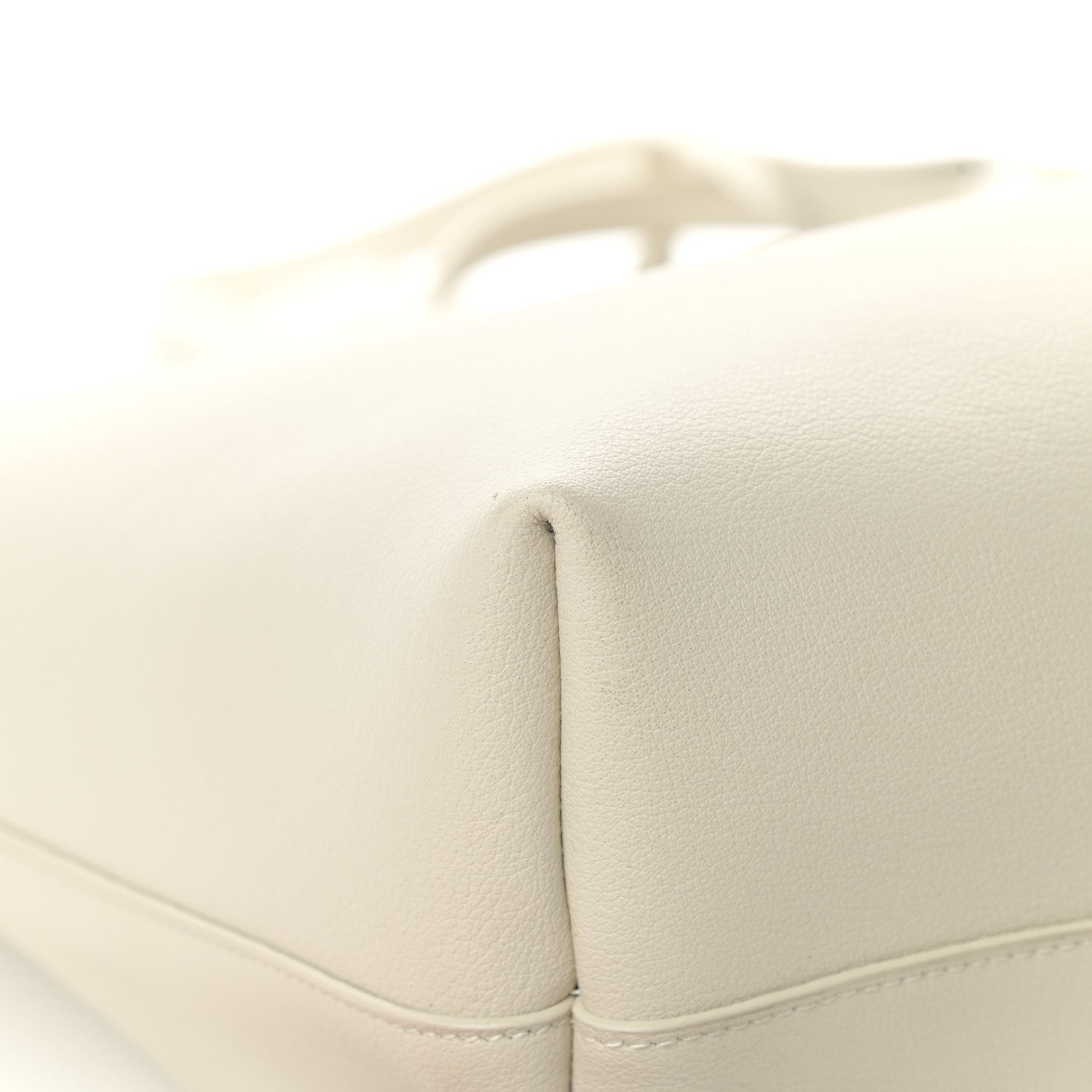 Saint Laurent Calfskin Large Shopping Tote Porcellana 13 of 13