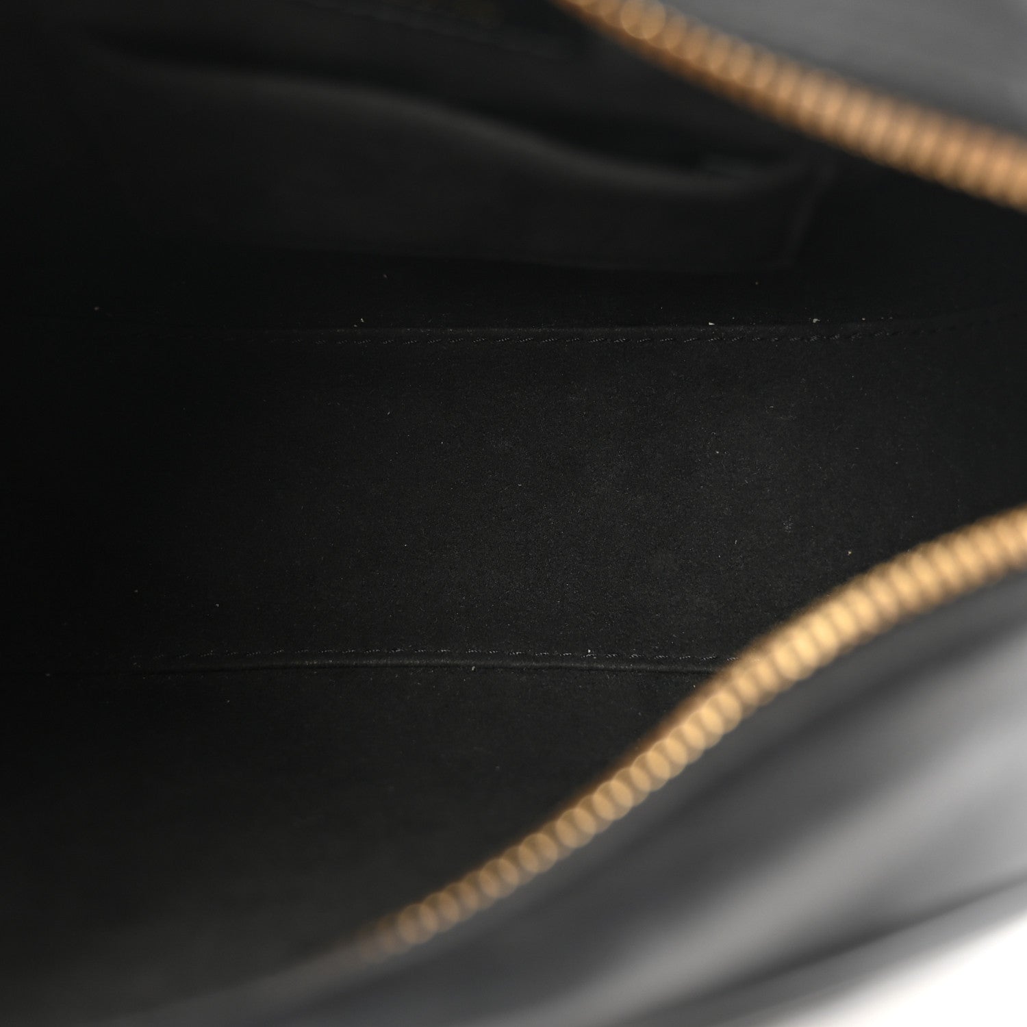 Louis Vuitton Vernis Boite Chapeau Souple MM Black 5 of 12