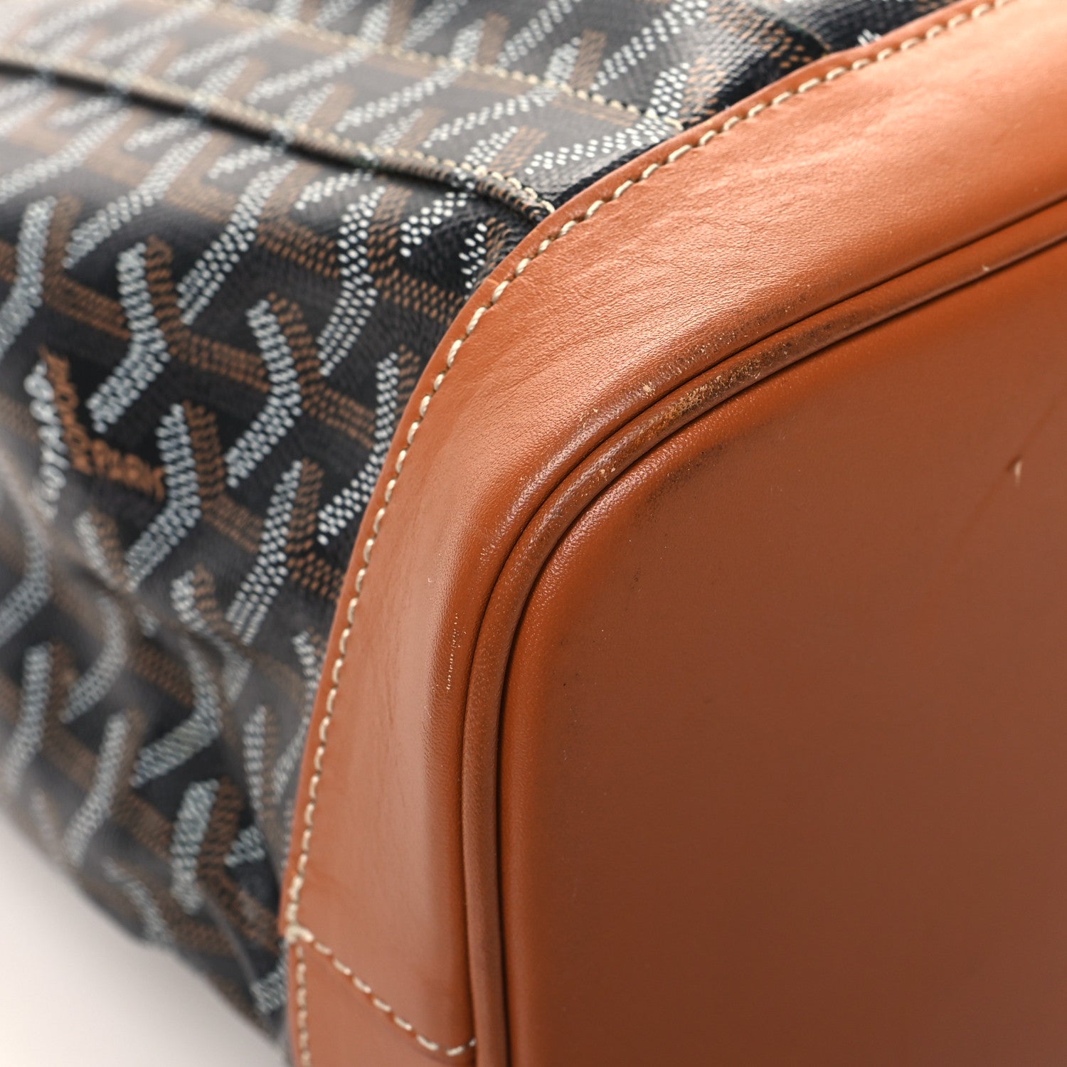 Goyard Goyardine Calfskin Alpin MM Backpack Gold Black 10 of 15