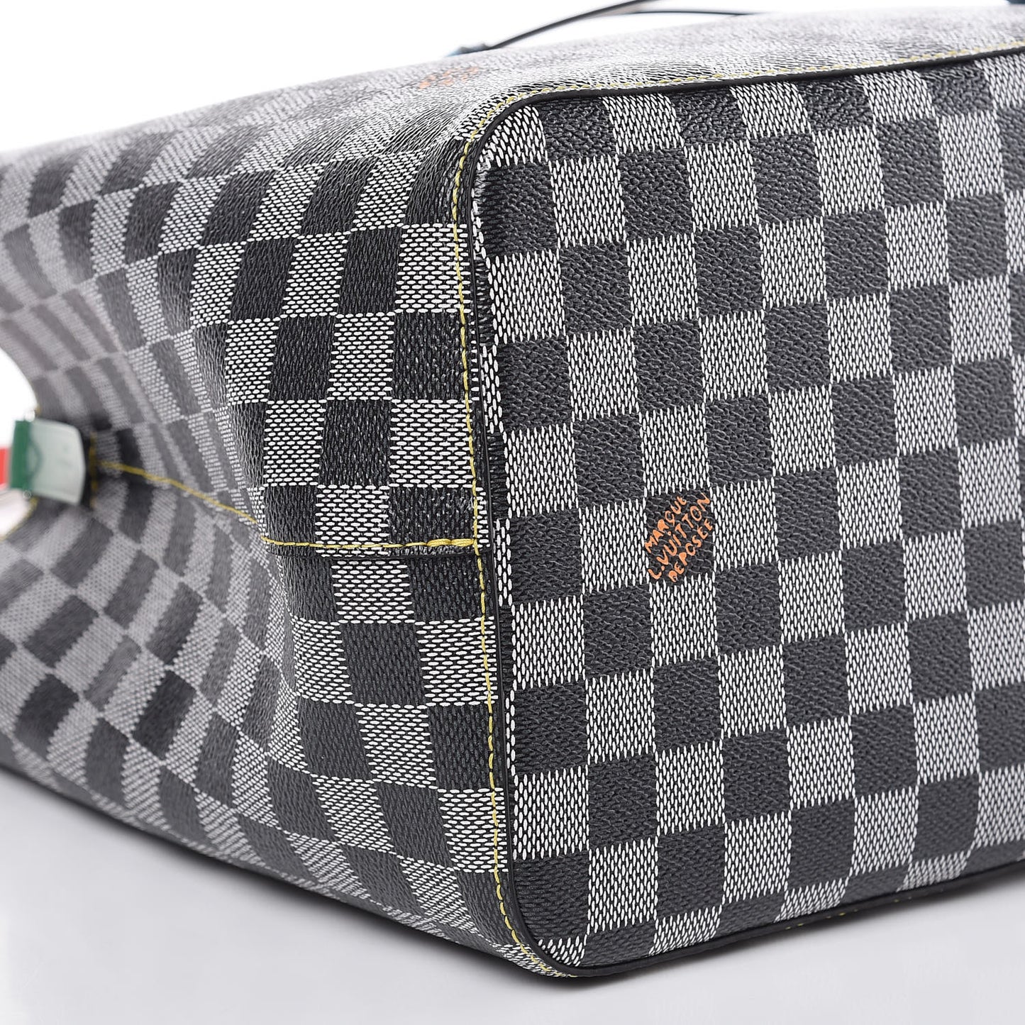 Damier Neonoe Black White