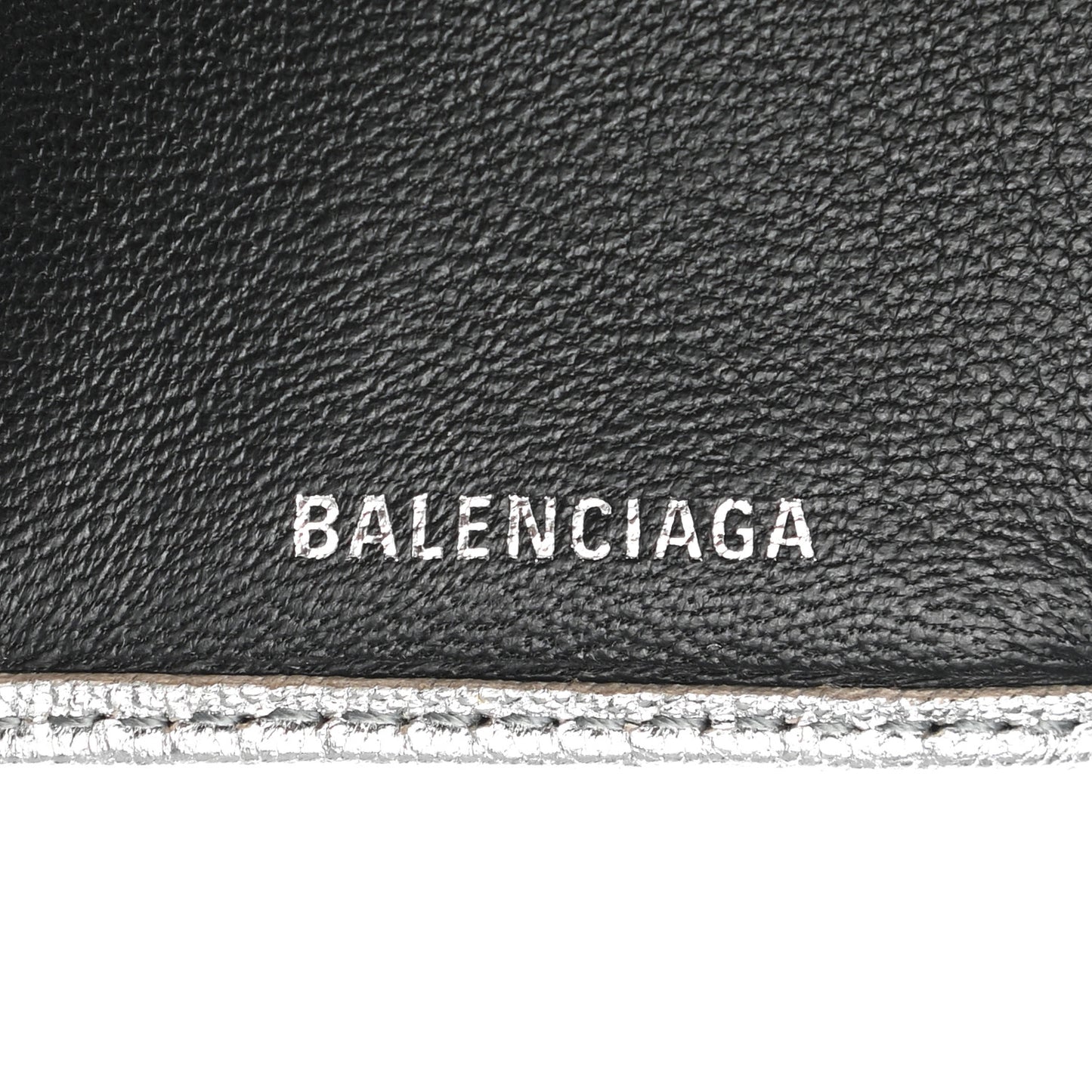 Metallic Goatskin Logo Mini Everyday Wallet Argent Black
