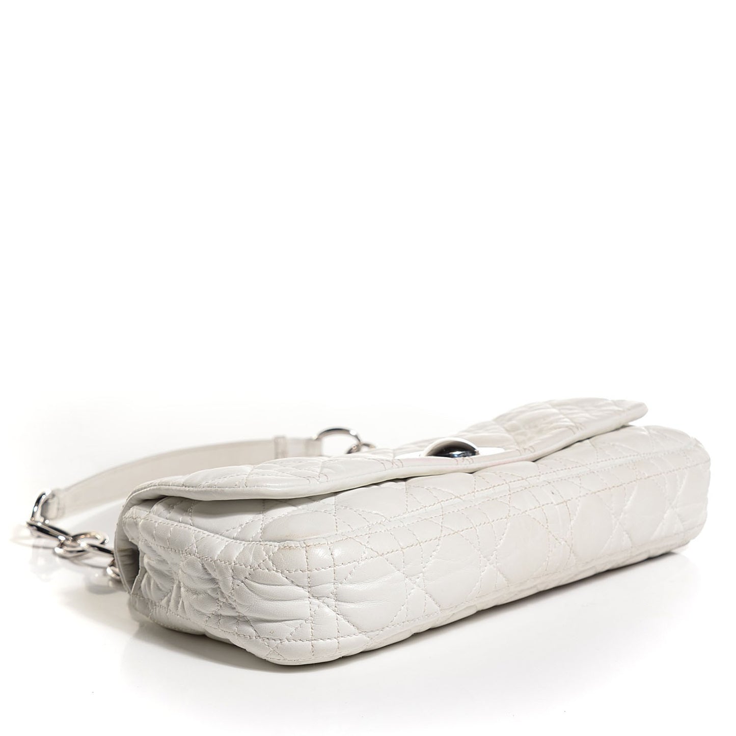 Lambskin Cannage Rendezvous Small Flap White